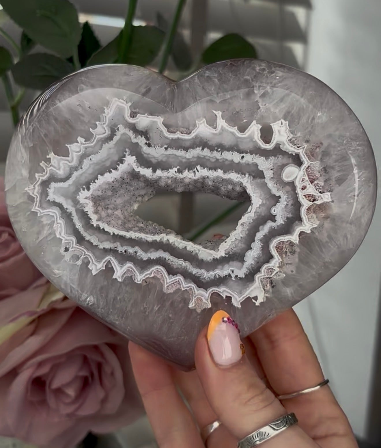 Beautiful, high grade, banded agate heart with druzy - stand included