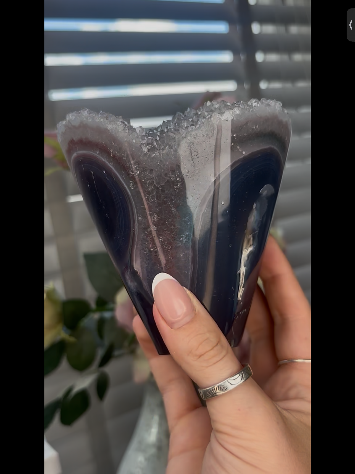 High grade, beautiful, Amethyst agate Freeform/mushroom 1.080kg