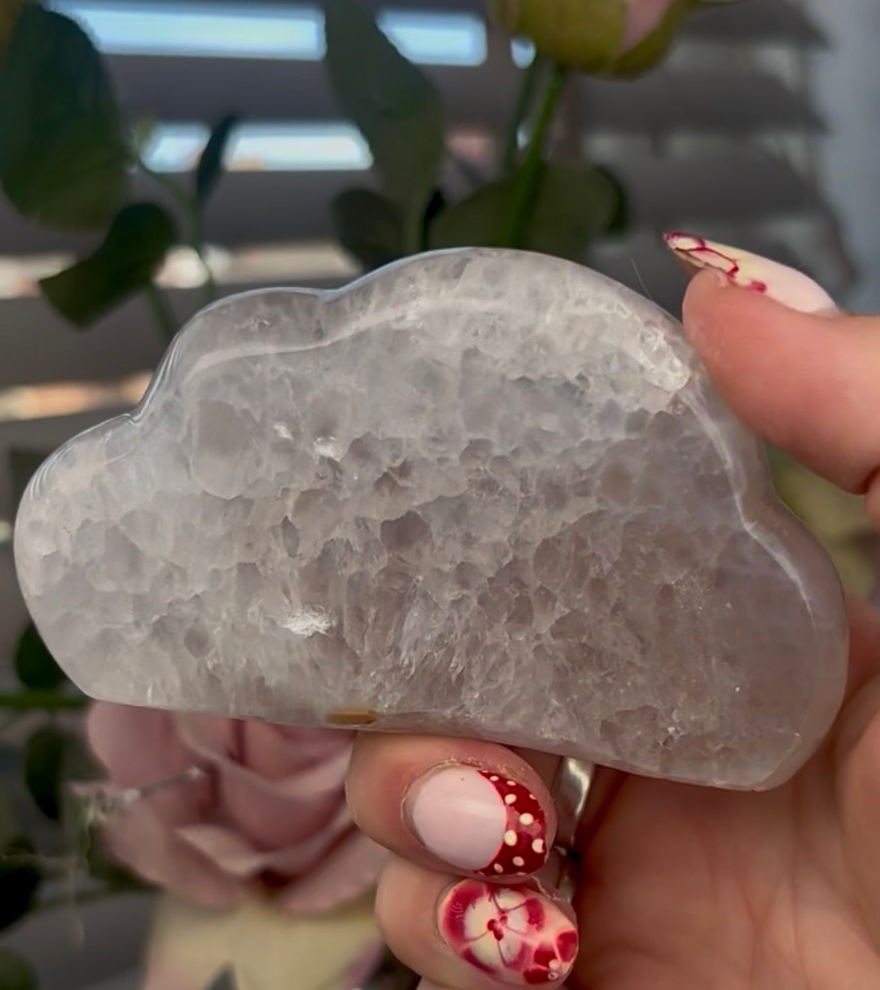 Beautiful, agate cloud with druzy