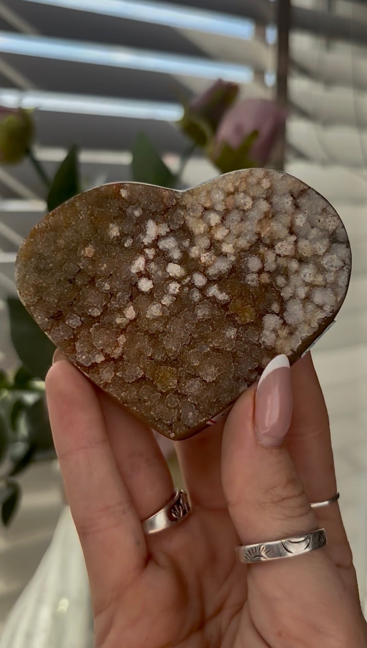 Uruguay amethyst heart - comes with stand