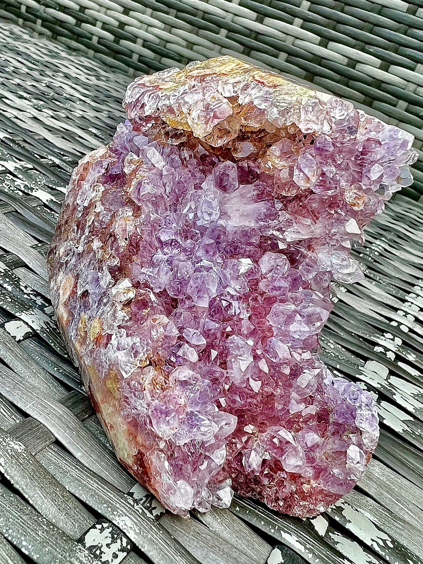 Super sparkly, bright, amethyst x flower agate freeform, flame 633g 10cm(h) 12cm (w)