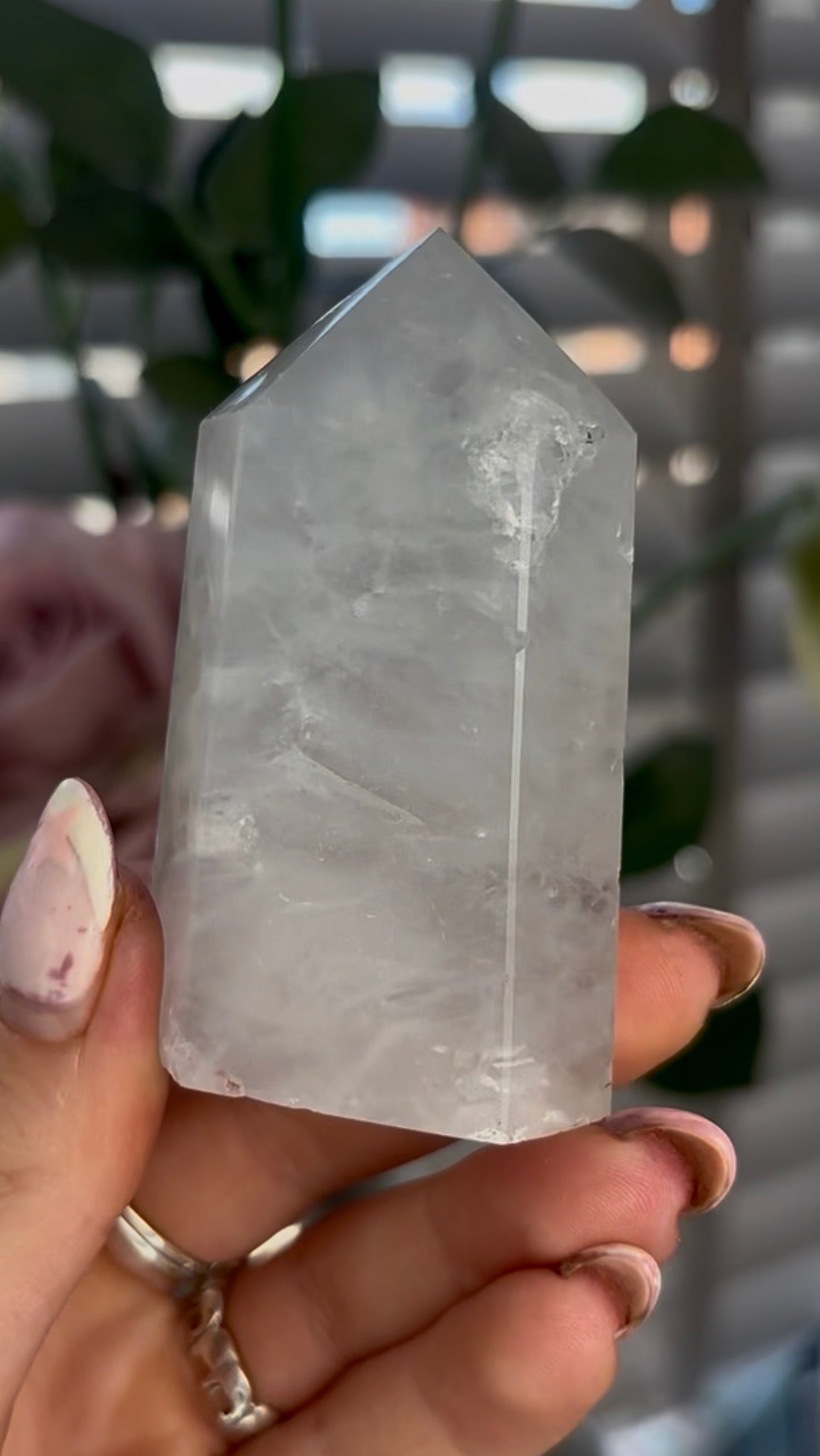 Beautiful, agate tower with druzy