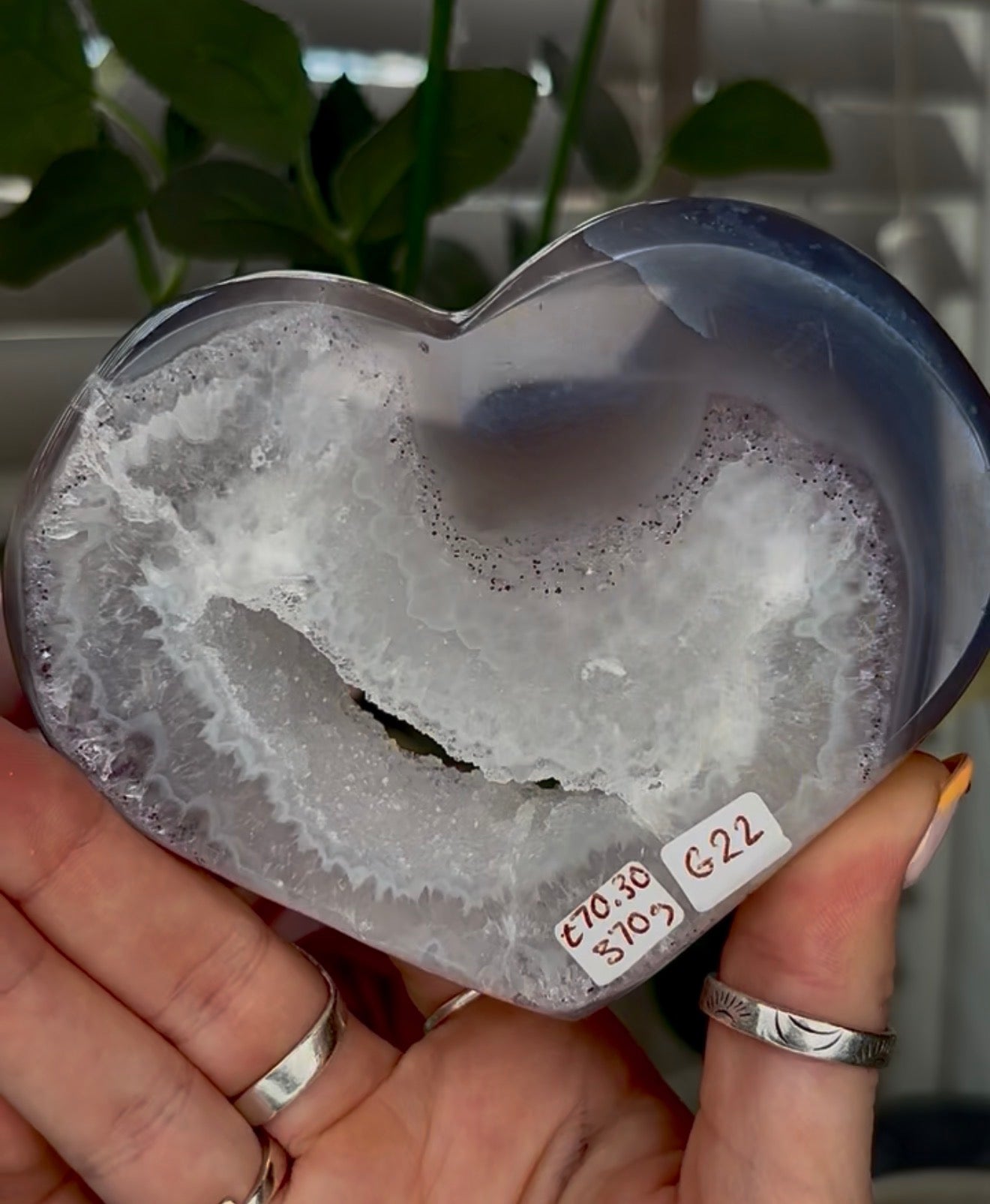 Beautiful, high quality, agate heart with druzy - stand included
