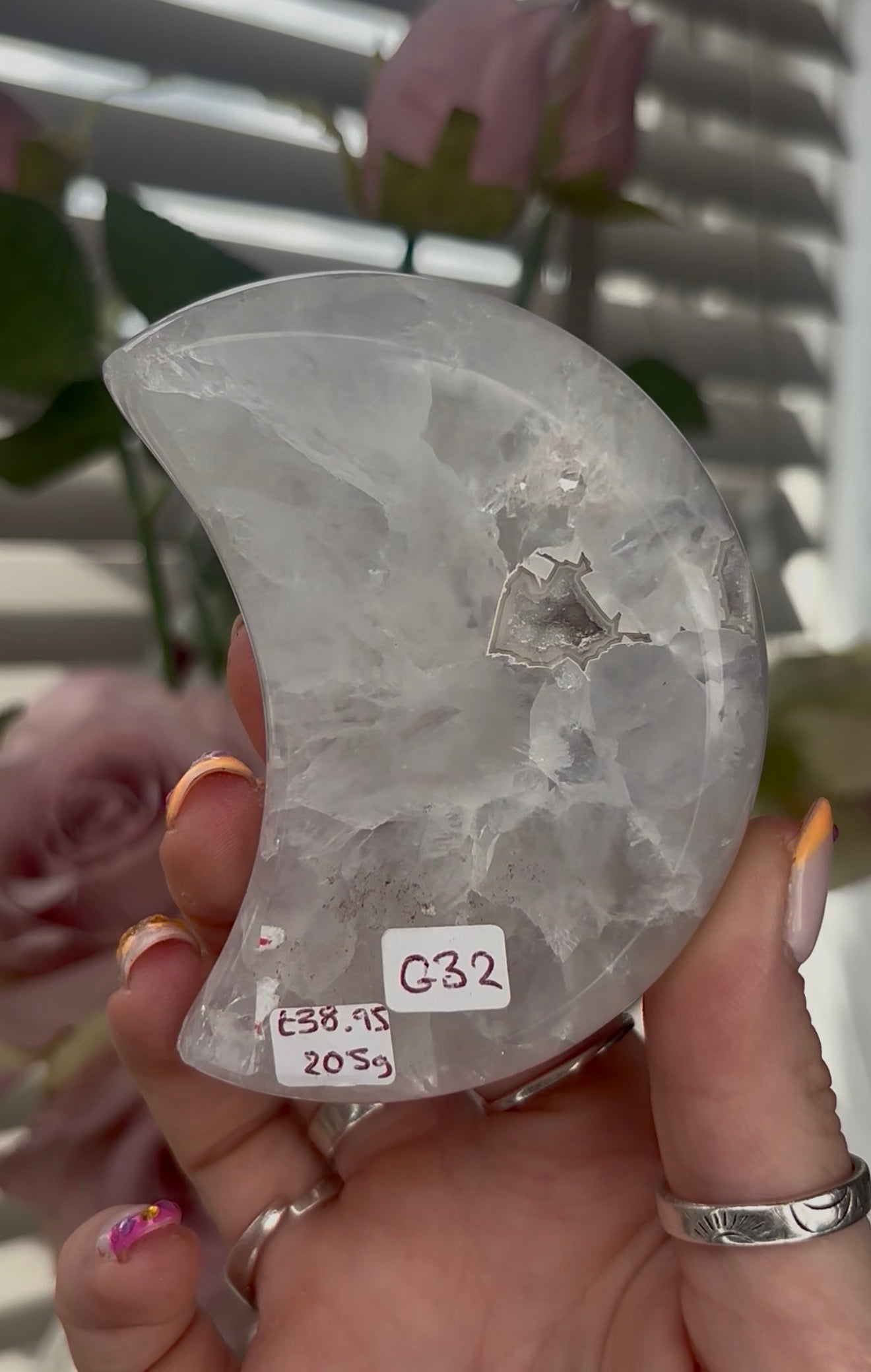 Beautiful, high quality, agate moon with druzy - stand included