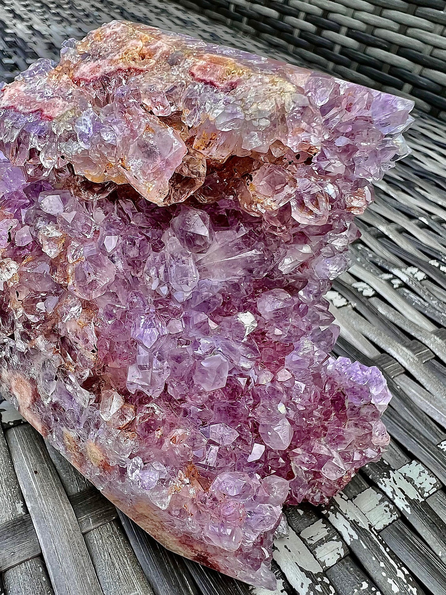 Super sparkly, bright, amethyst x flower agate freeform, flame 633g 10cm(h) 12cm (w)