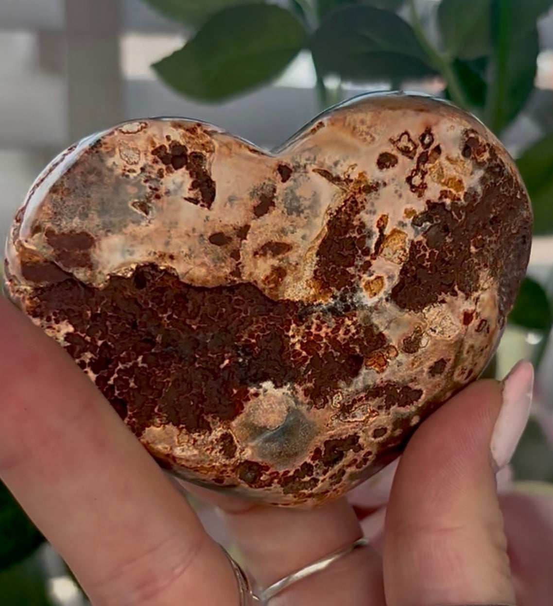 Uruguay, rainbow amethyst heart - comes with stand in purple tones