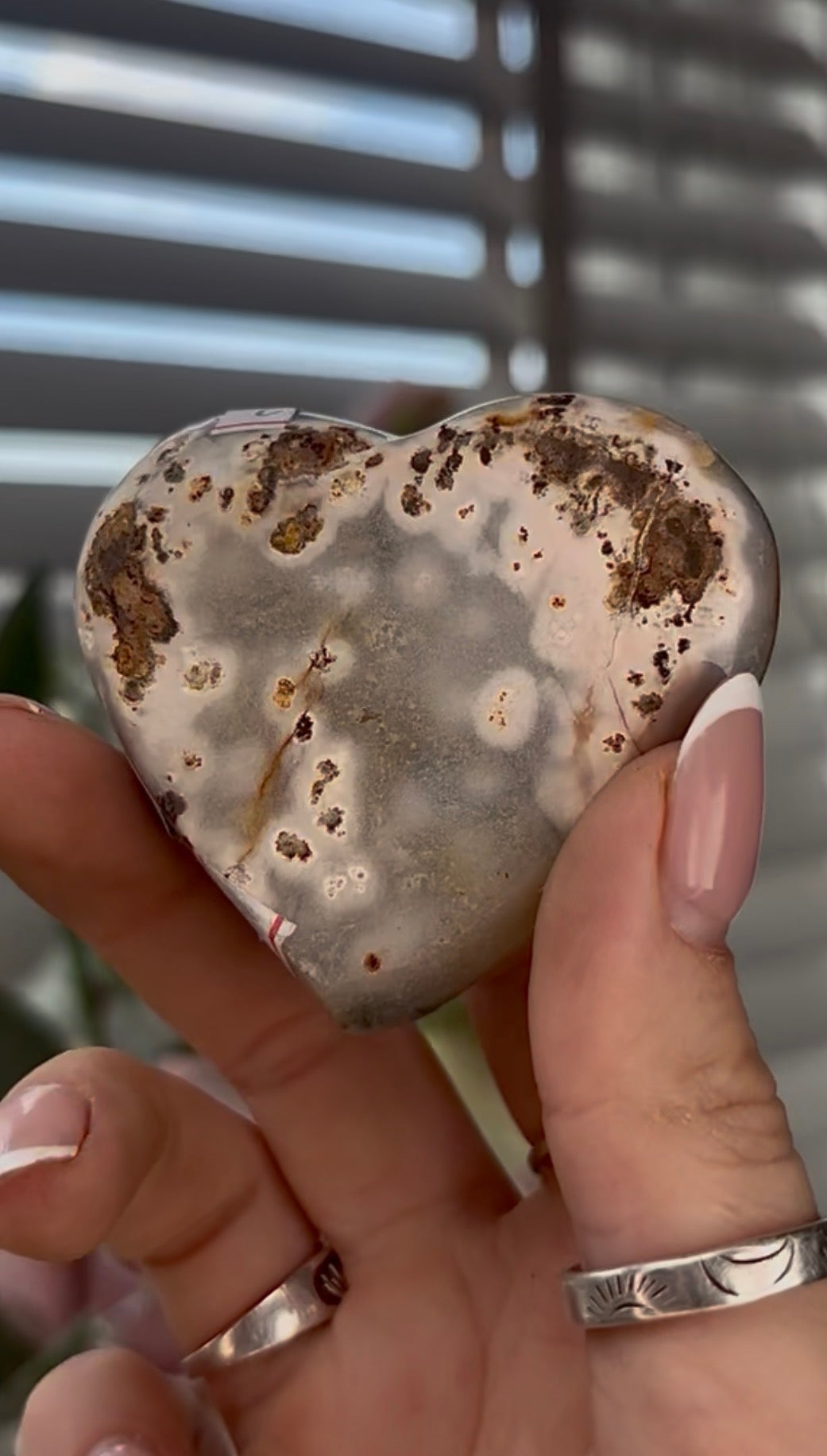 Uruguay amethyst heart - comes with stand