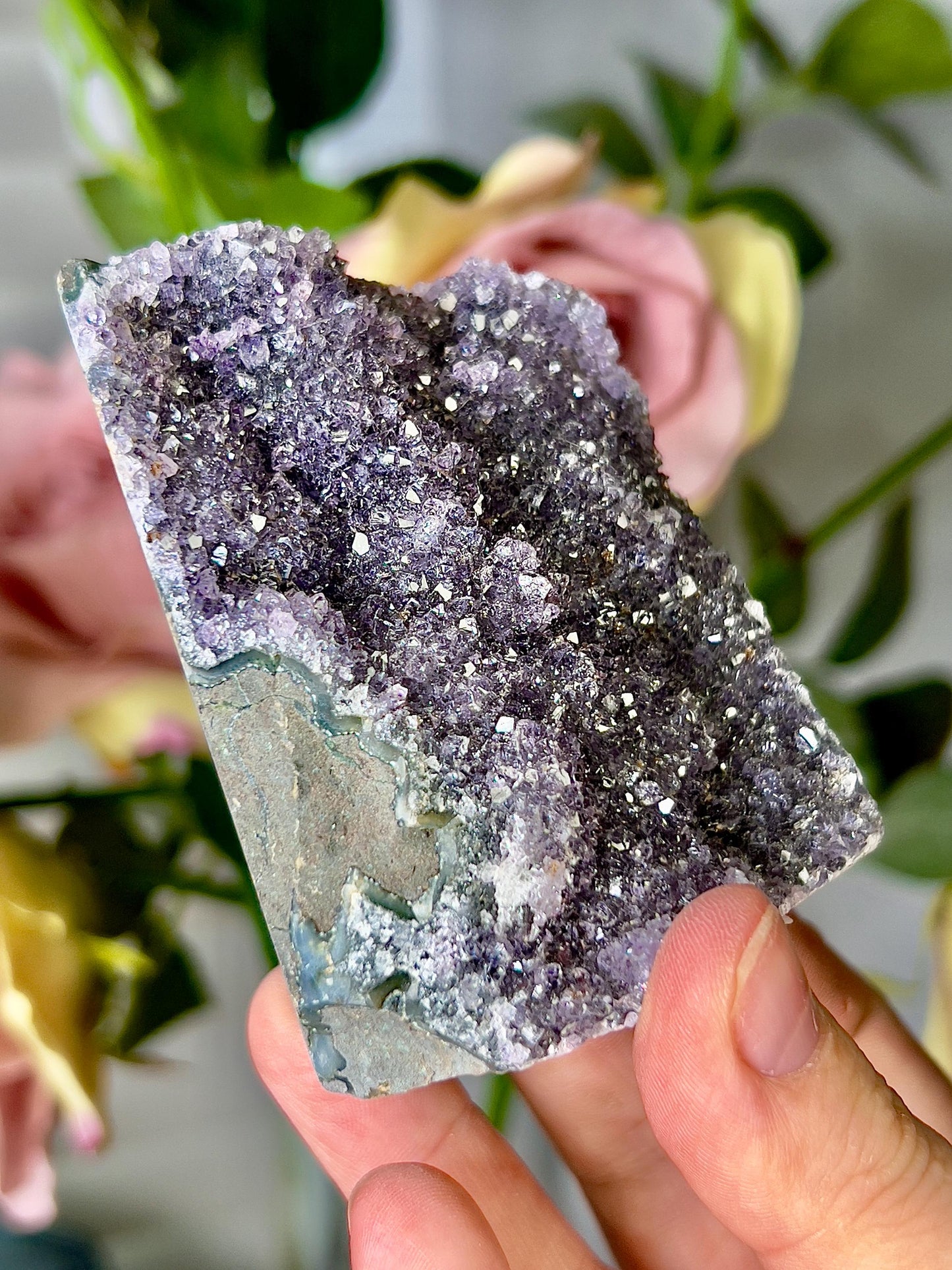 amethyst cutbase deep purple tone freeform - 215g 8cm(h) 6cm(w)