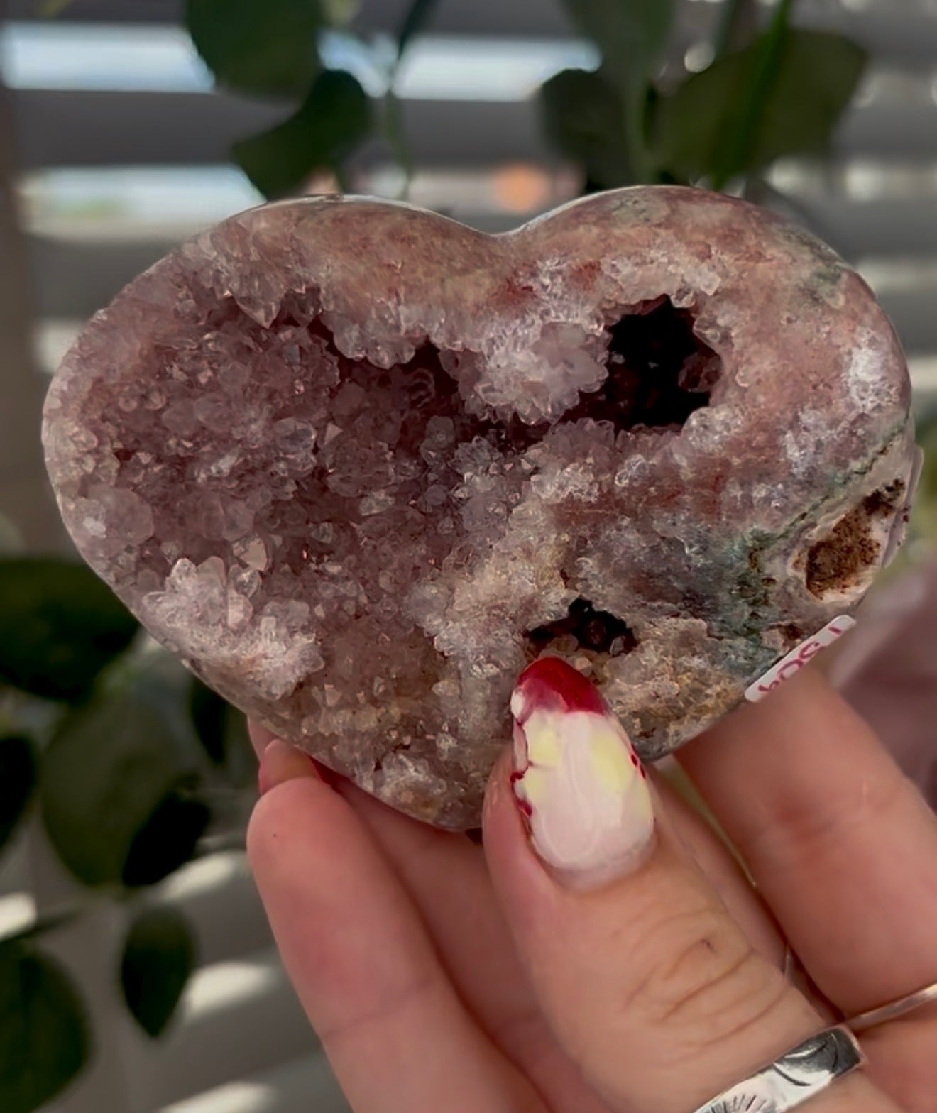 pink amethyst heart - comes with stand (8.3cm)