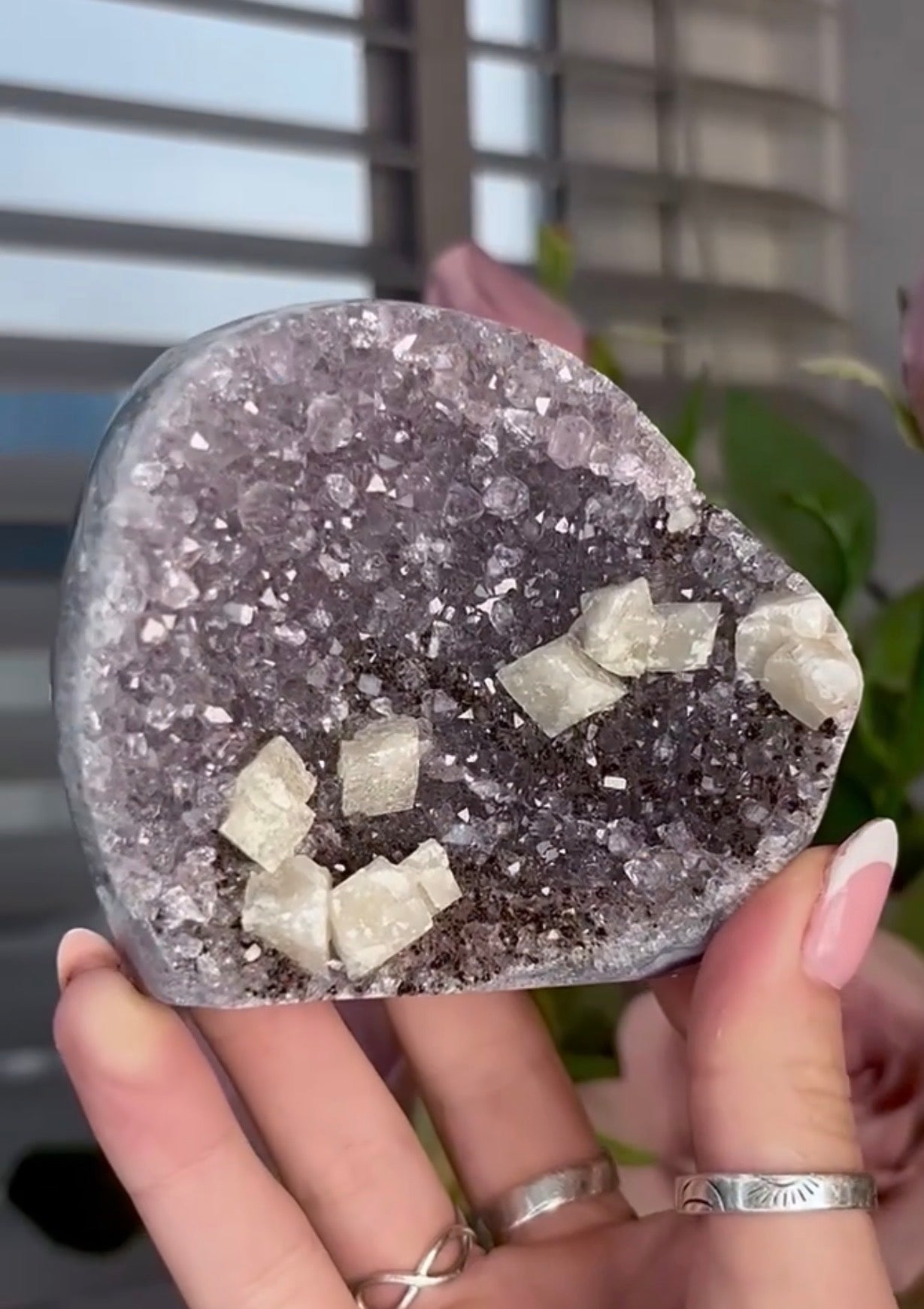 amethyst cutbase with cubic calcite