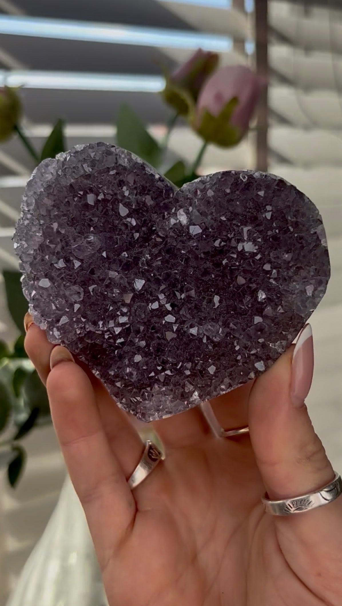 Uruguay amethyst heart - comes with stand