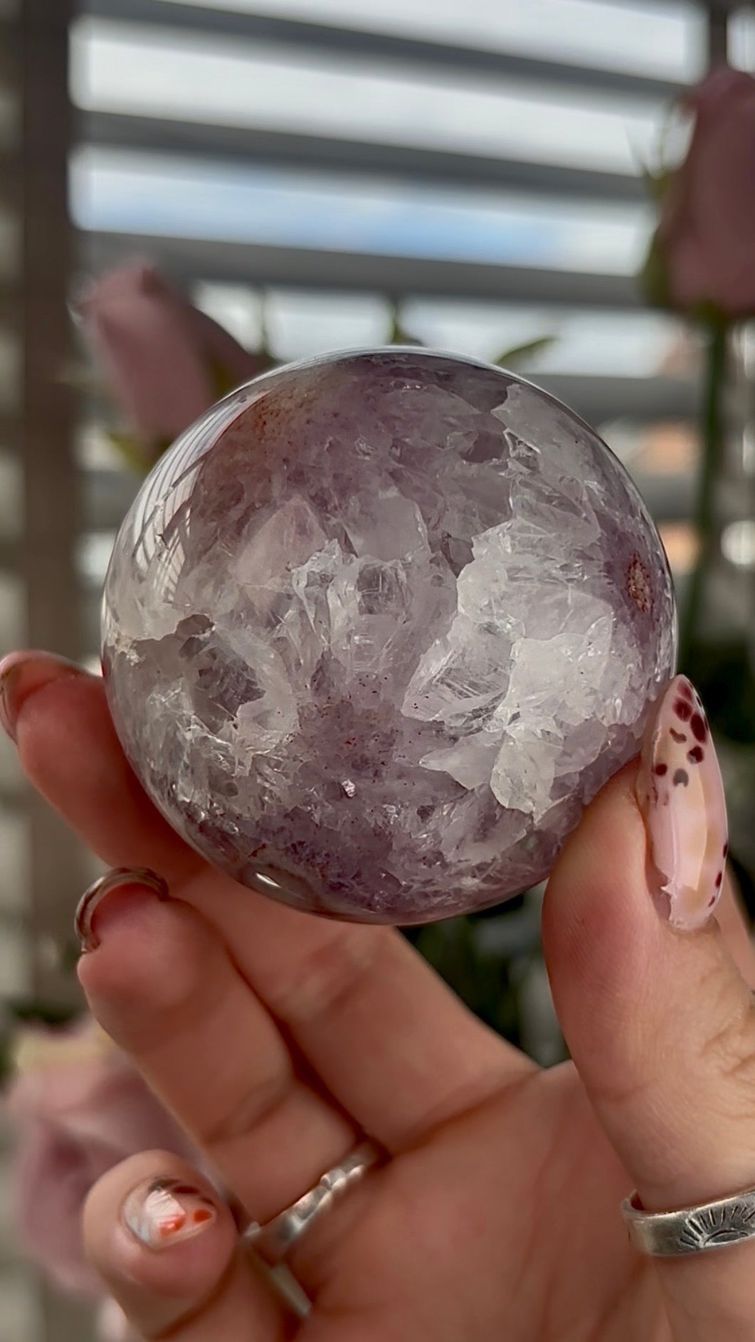 High grade, amethyst Flower agate sphere with high clarity quartz