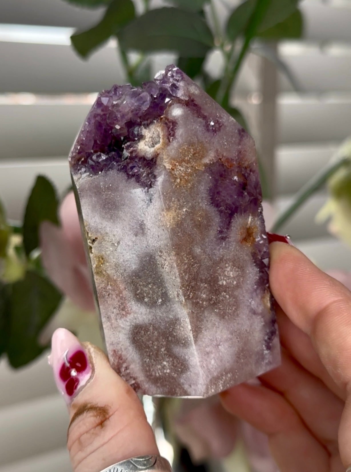 Pink amethyst tower in purple & lilac tones 8cm