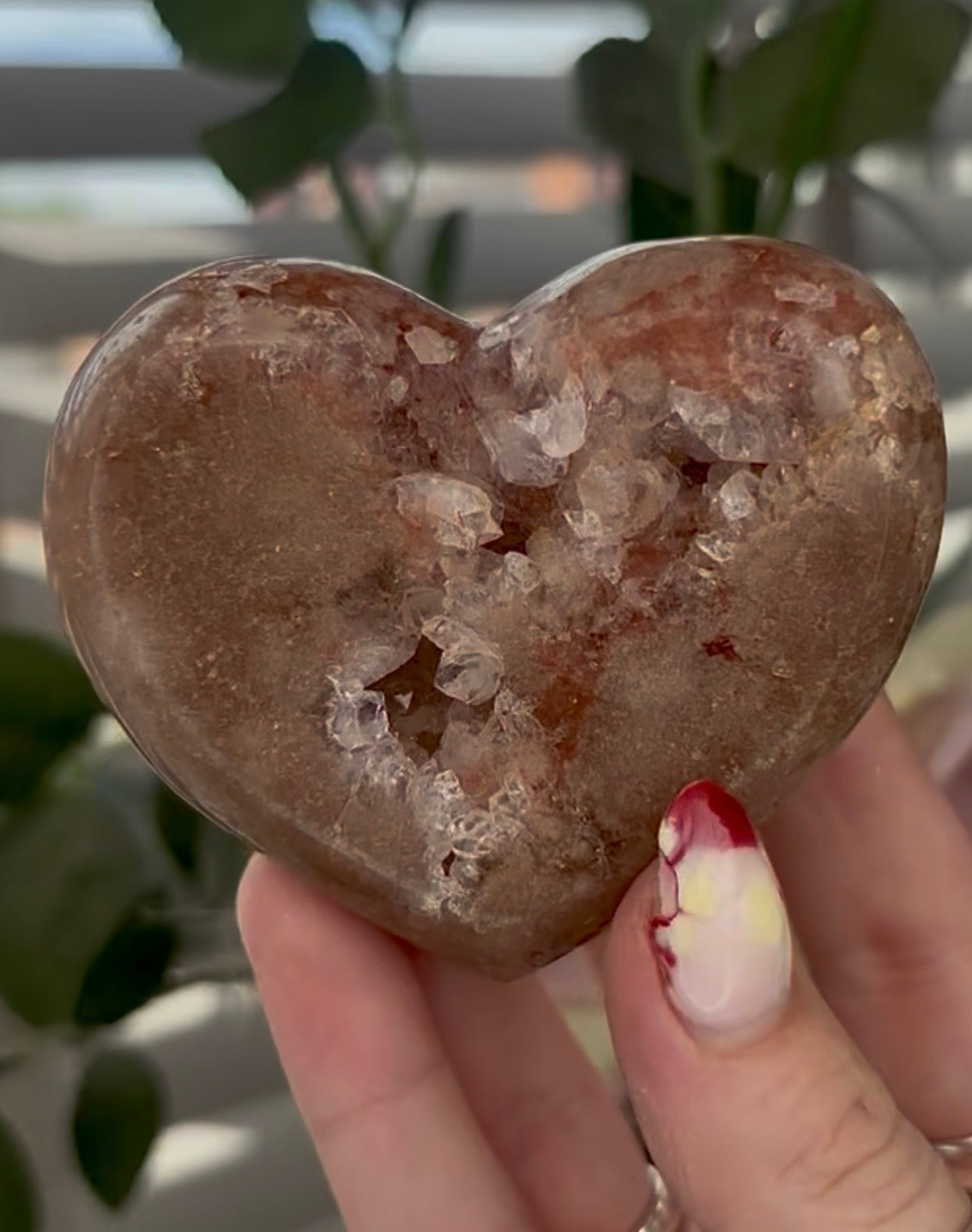pink amethyst heart - comes with stand 7.5cm