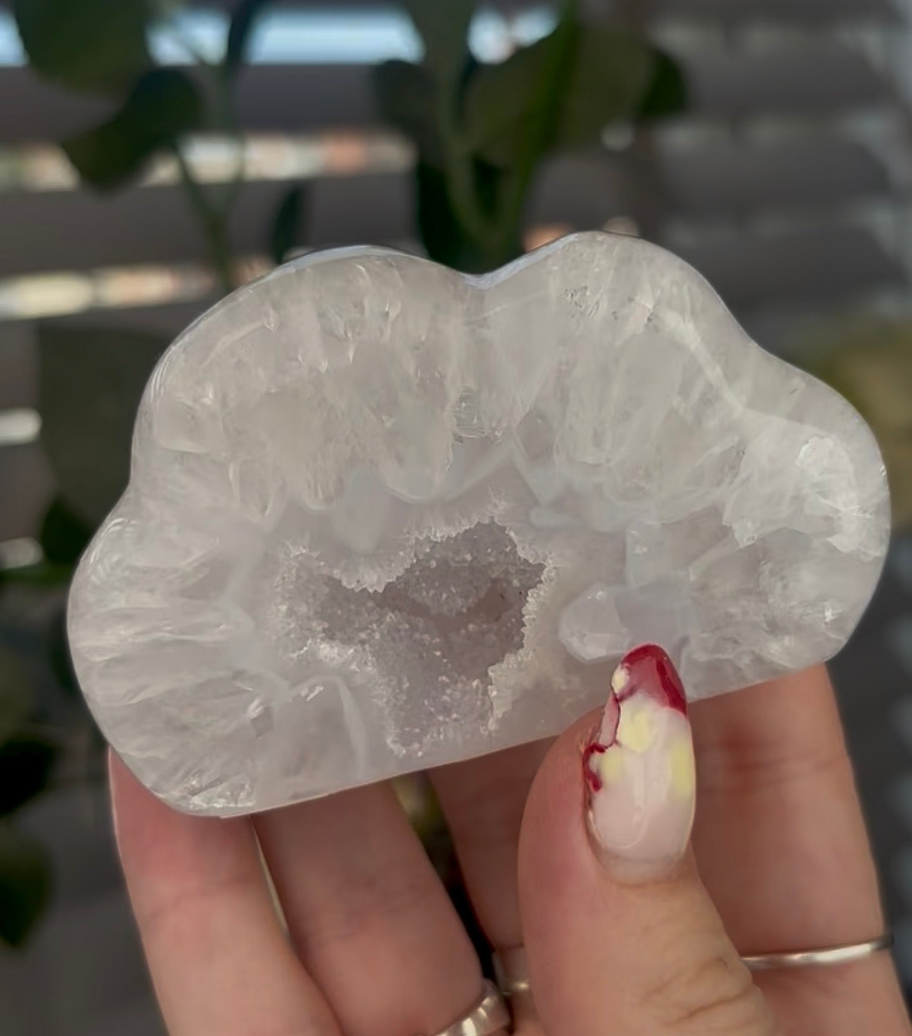 Beautiful, agate cloud with druzy