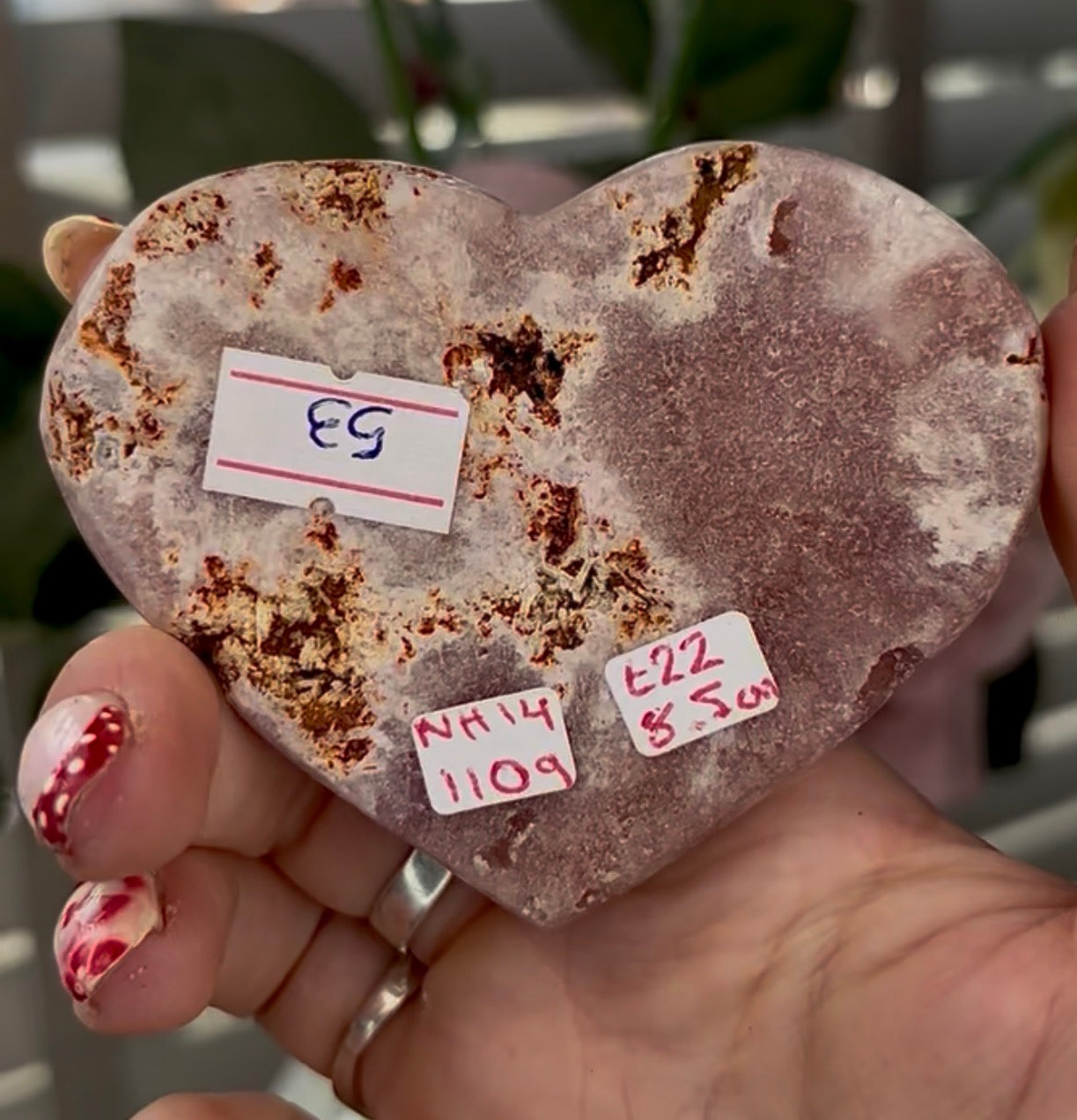 Beautiful pink amethyst heart - comes with stand (8.5cm)