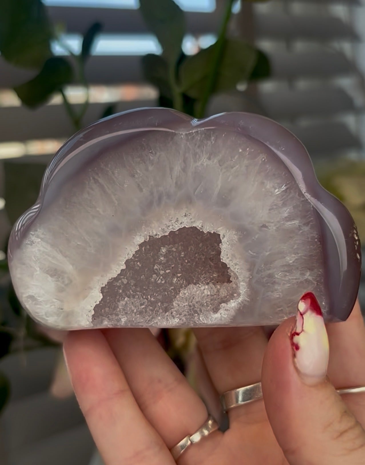 Beautiful, agate cloud with druzy