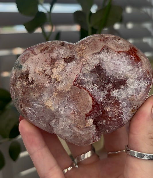 Beautiful druzy pink amethyst heart - comes with stand (10cm)
