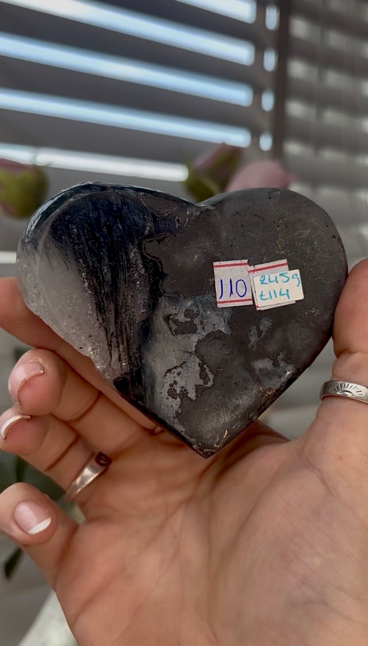 High quality, Uruguay, black amethyst heart with stalactite formation druzy - comes with stand