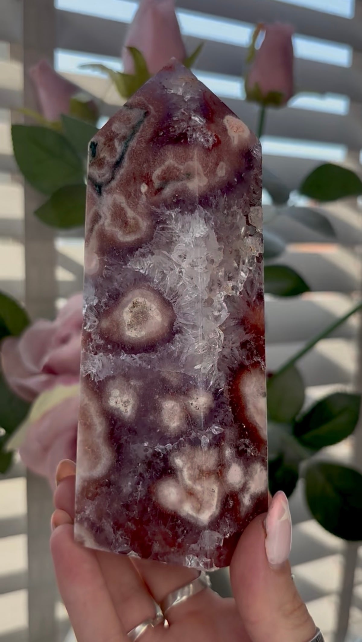 Beautiful, high quality, Pink amethyst tower with quartz & Green jasper - 15cm