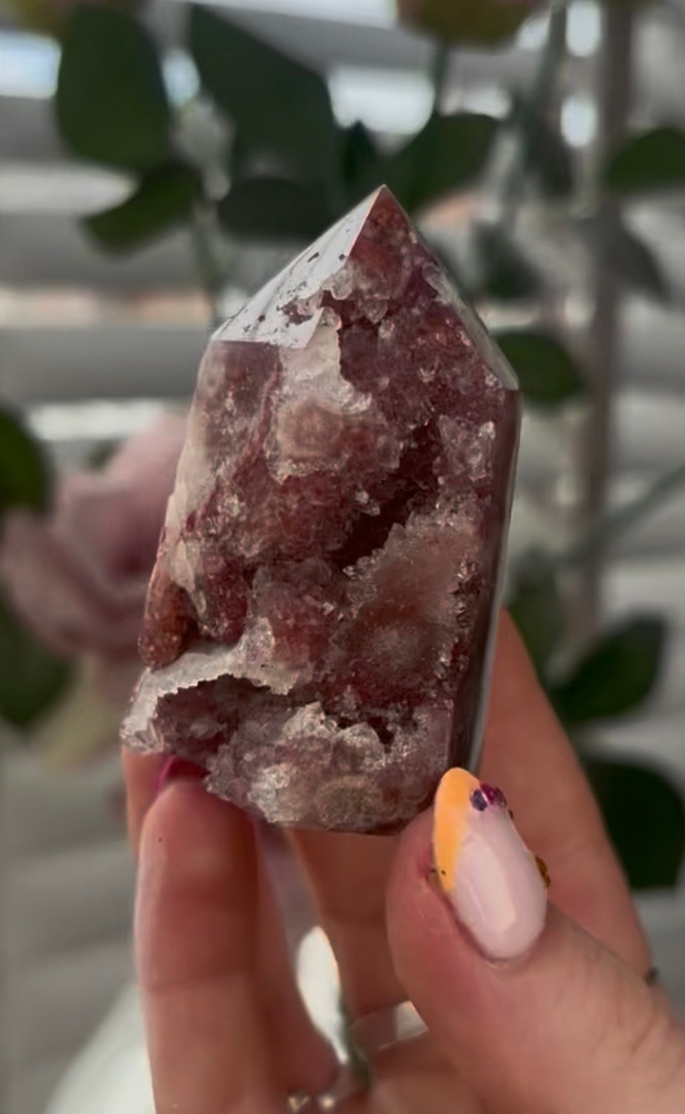 Small, High quality, Pink amethyst tower, with druzy