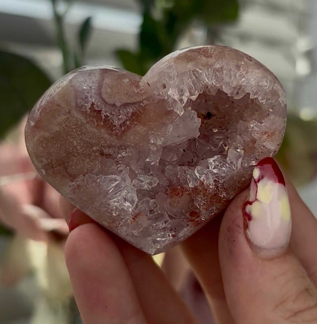 Hq Mini pink amethyst heart - comes with stand