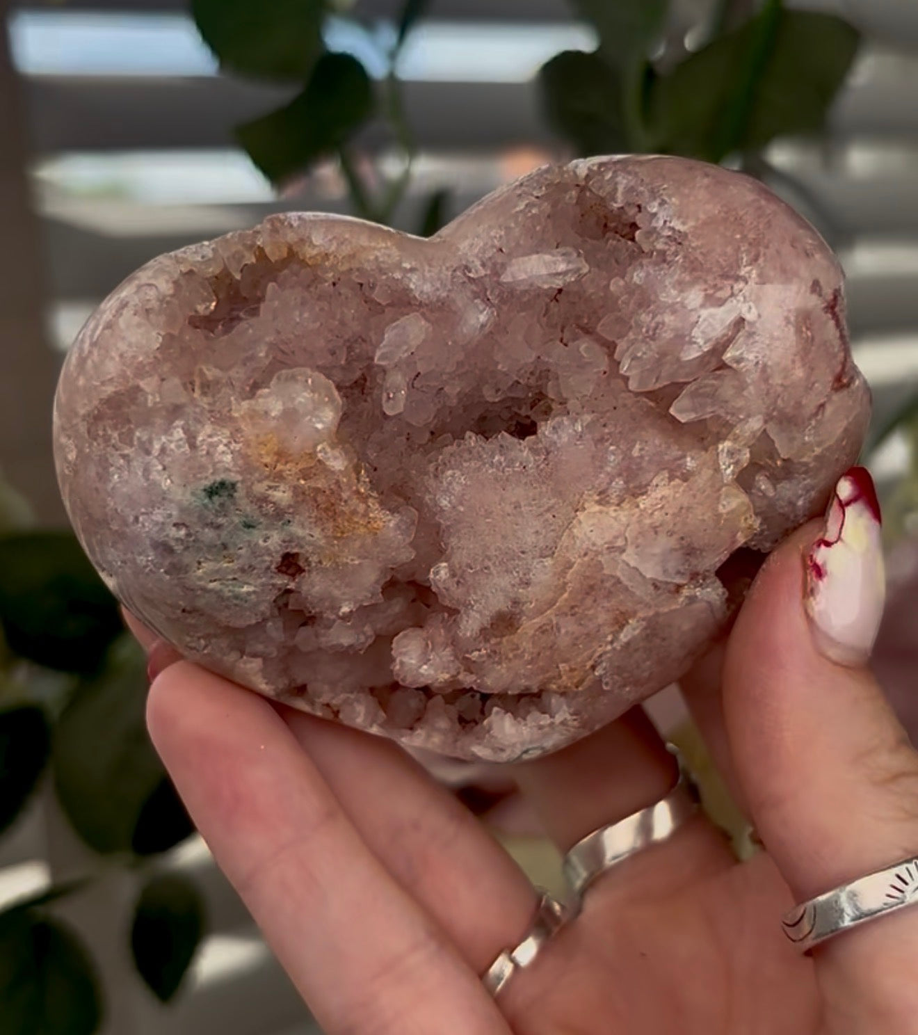 pink amethyst heart - comes with stand 8.5cm