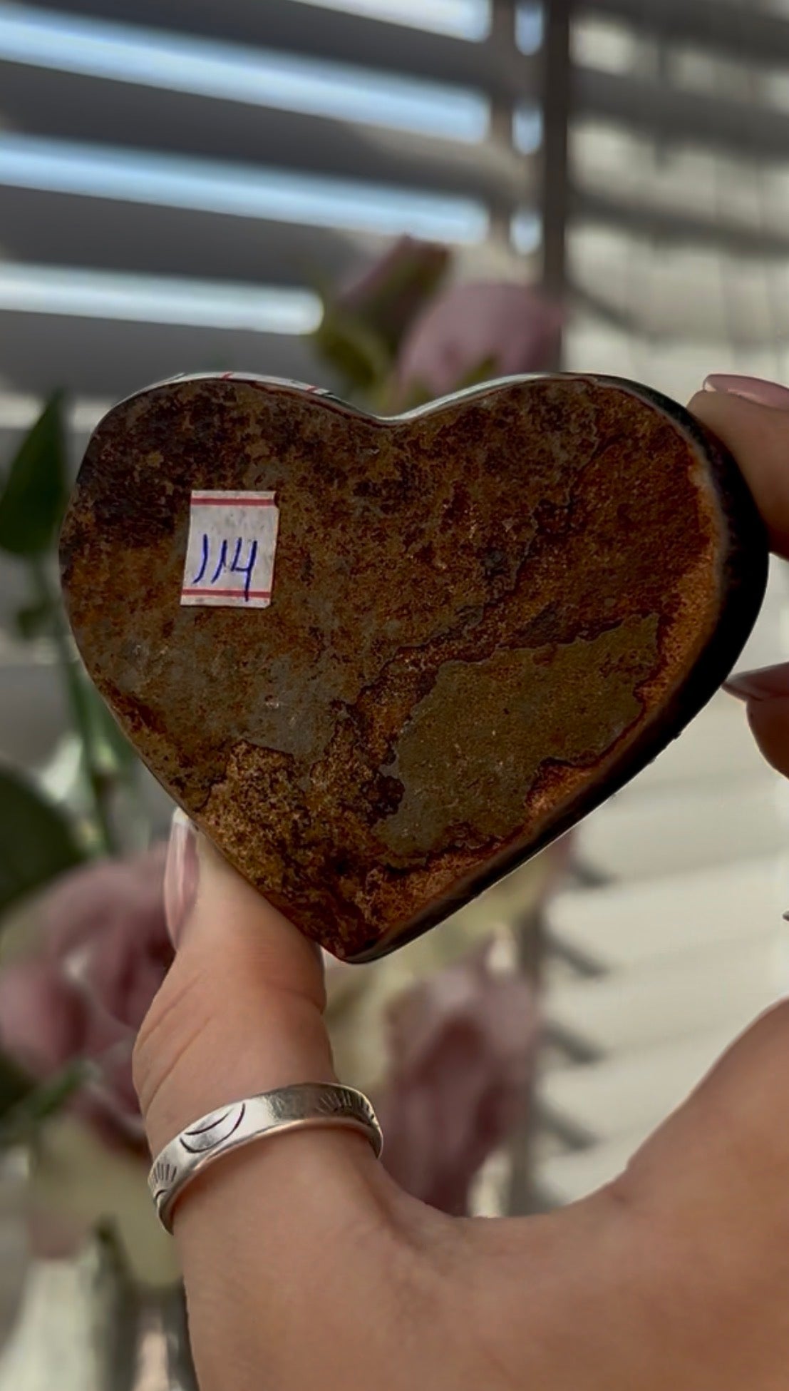 Uruguay amethyst heart - comes with stand