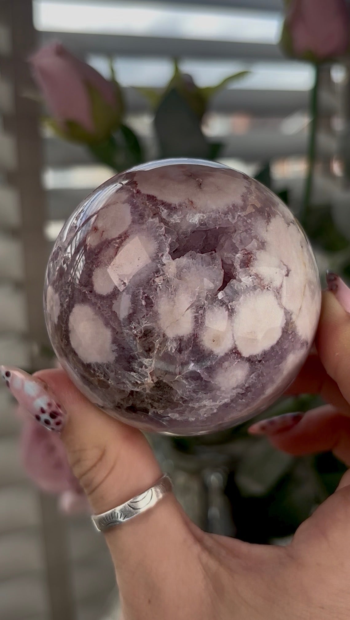High grade, amethyst Flower agate sphere with high clarity quartz