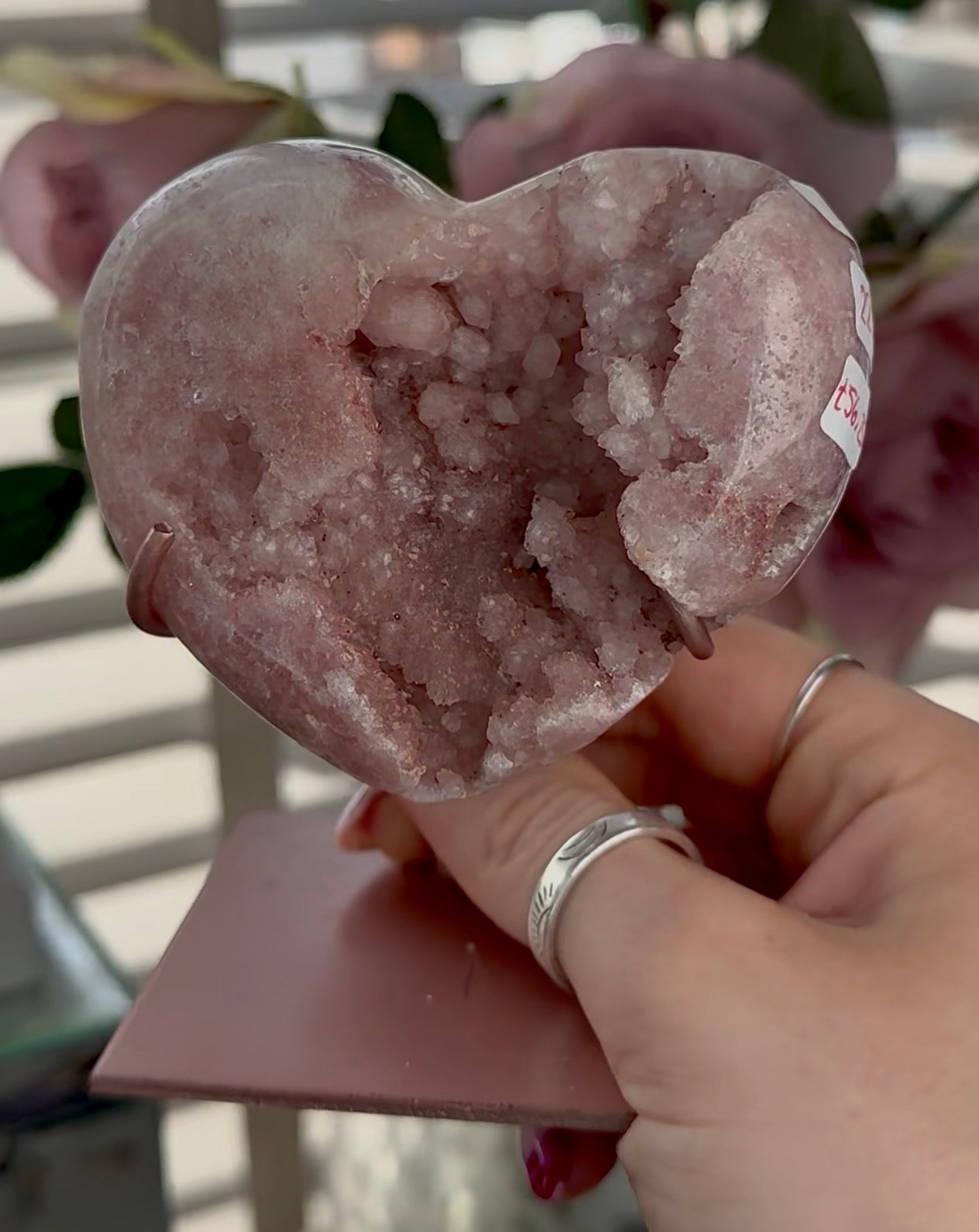 Hq pink amethyst heart - comes with stand