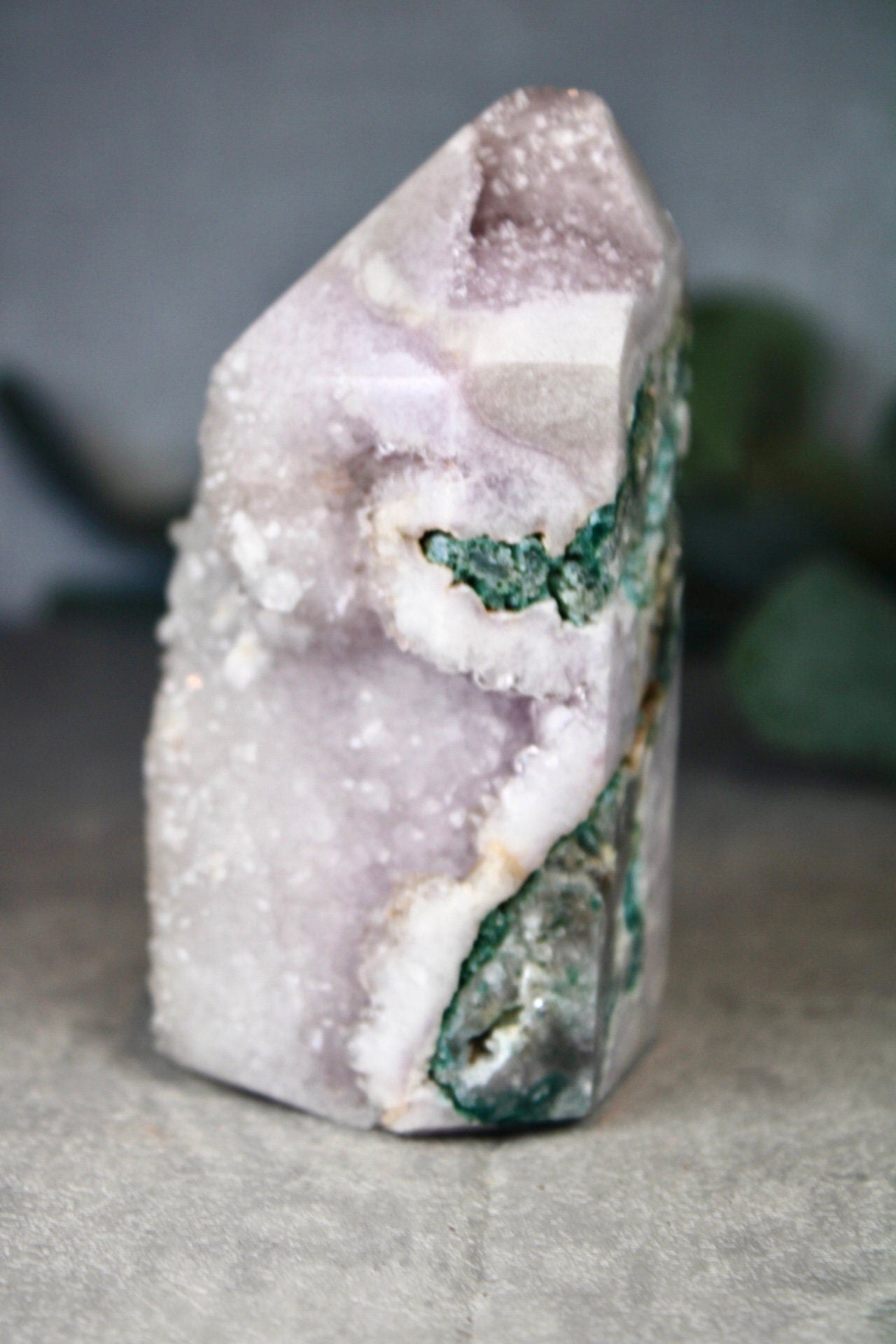 Light purple, pink amethyst tower full of druzy and green jasper 615g 11.5cm(H) 6.5cm(w)