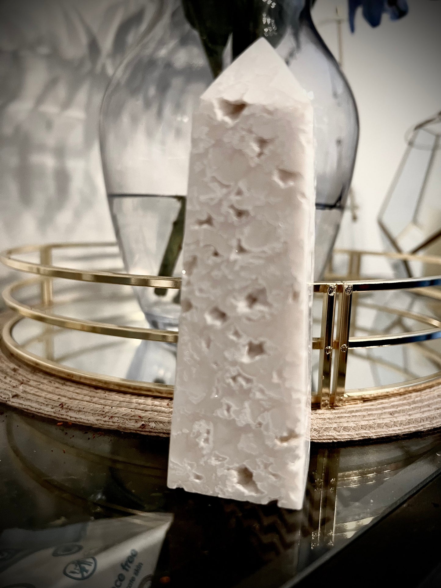 Druzy Snow White lace agate tower 230g 12cm