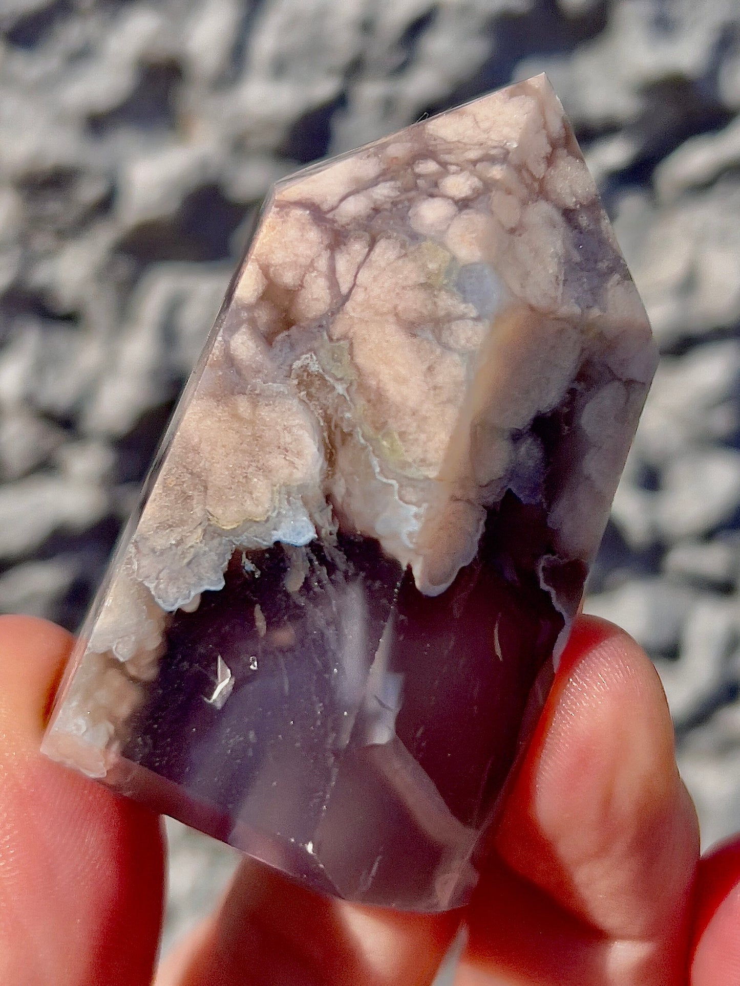 Chonky, Black flower agate tower