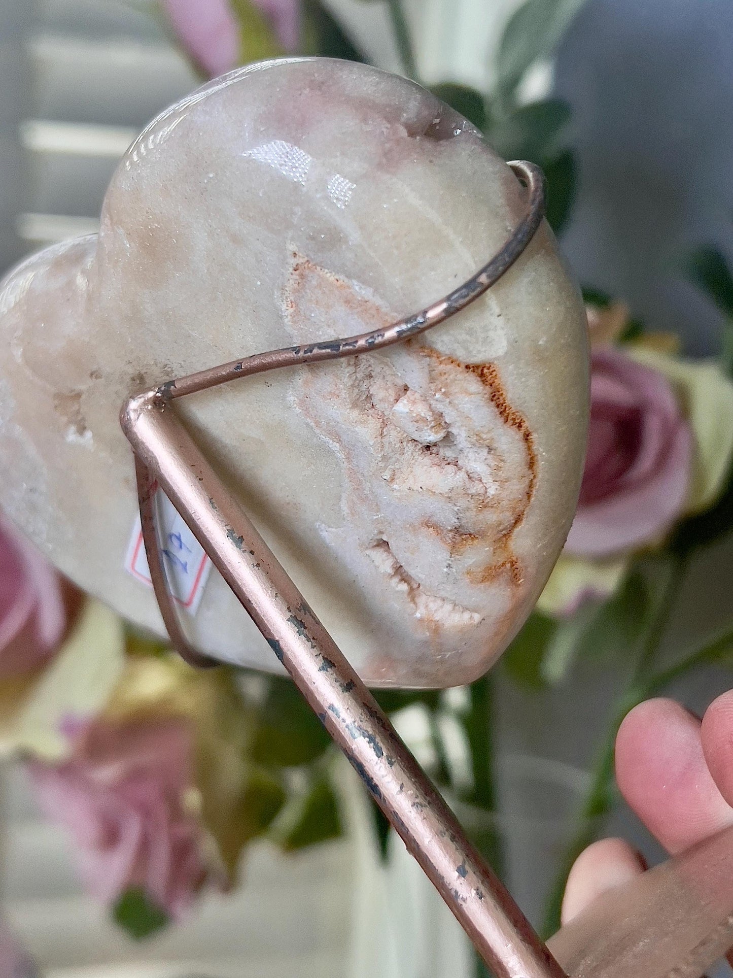 Pink amethyst heart with stand which has scratches (discount added) can easily be repainted