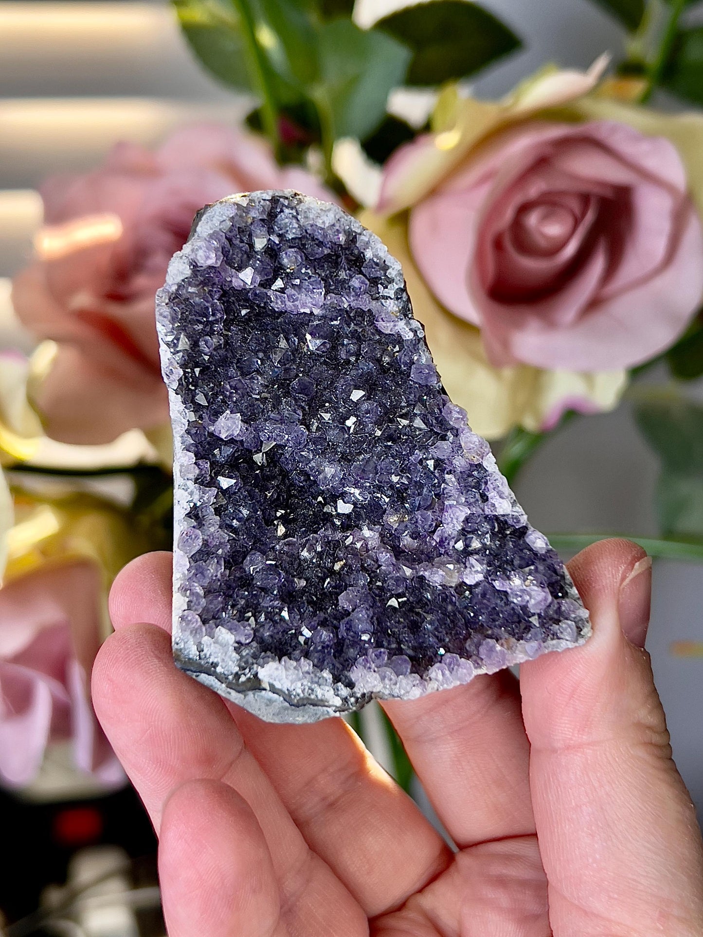 amethyst cutbase freeform - 125g 6cm(h) 6cm(w)