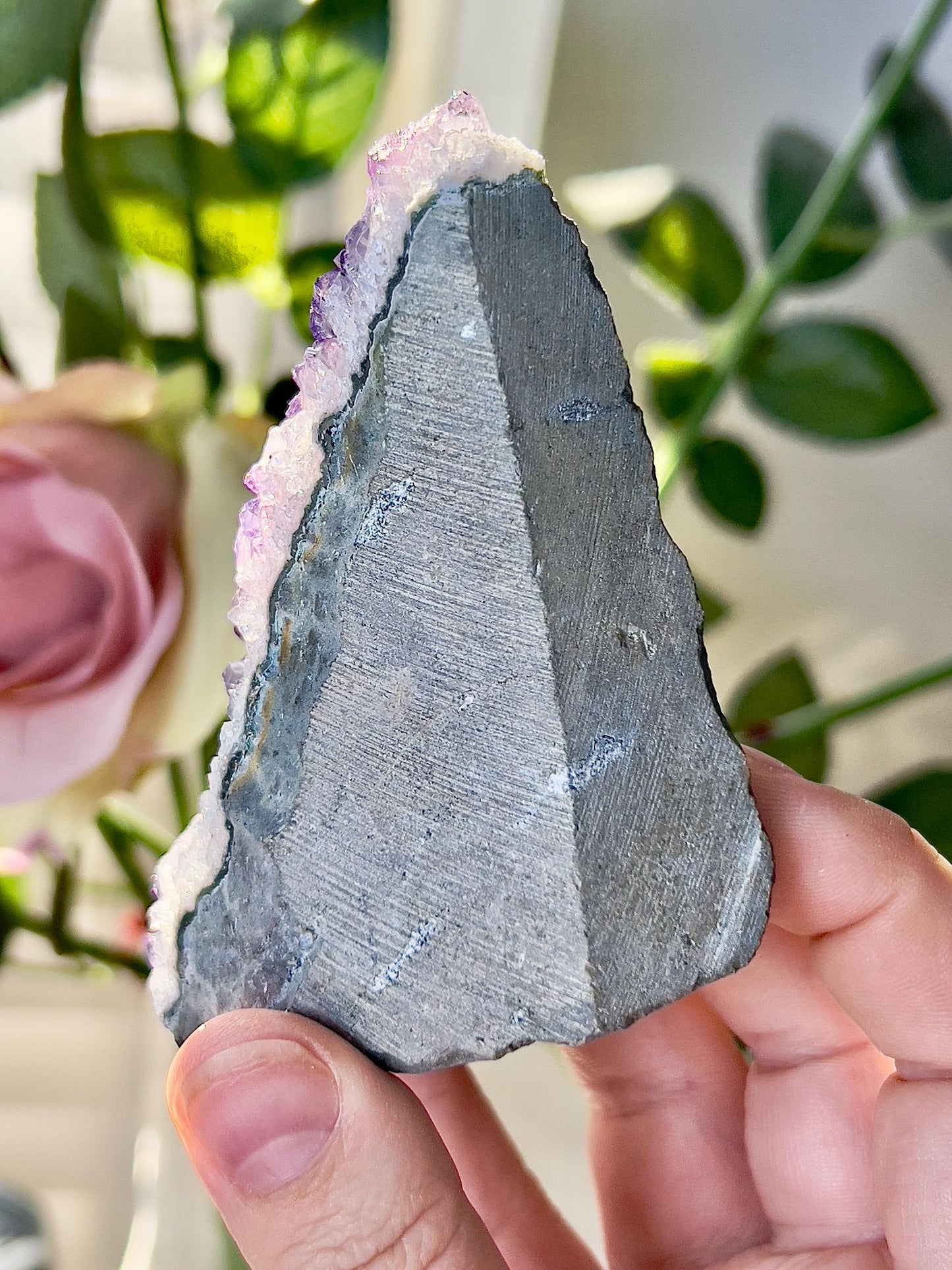 amethyst cutbase freeform 230g 9cm(h) 6cm(w)