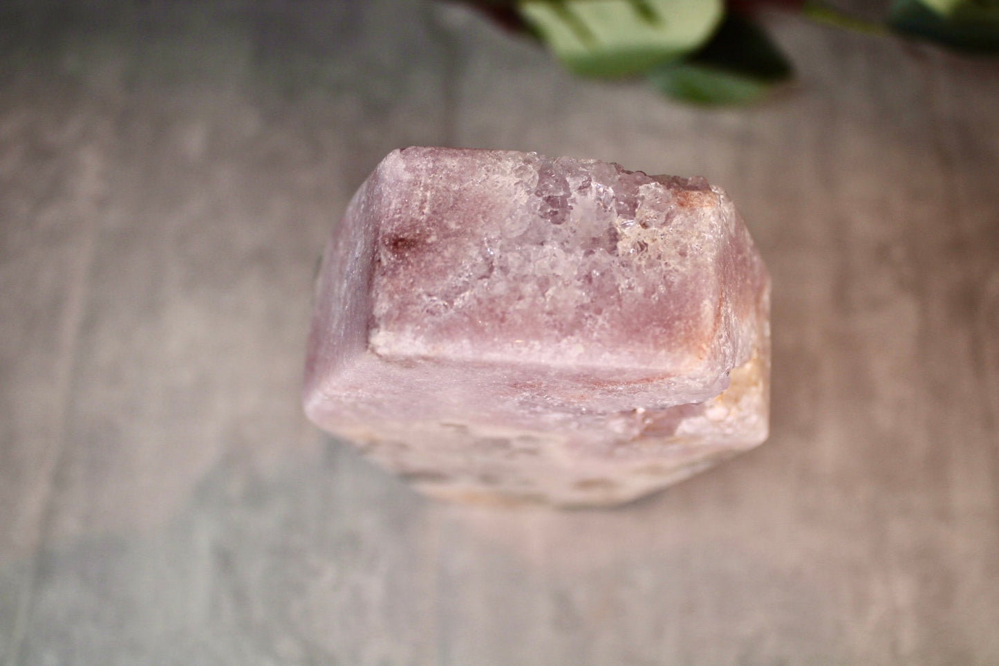 High grade, chunky, pink amethyst, coffin carving, with jasper & quartz 575g 12.5cm(L) 8cm(W)