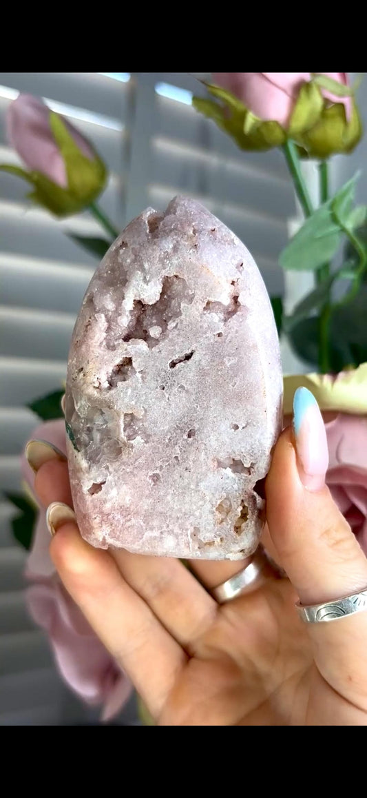Gorgeous, high grade, baby pink amethyst flame with druzy 203g