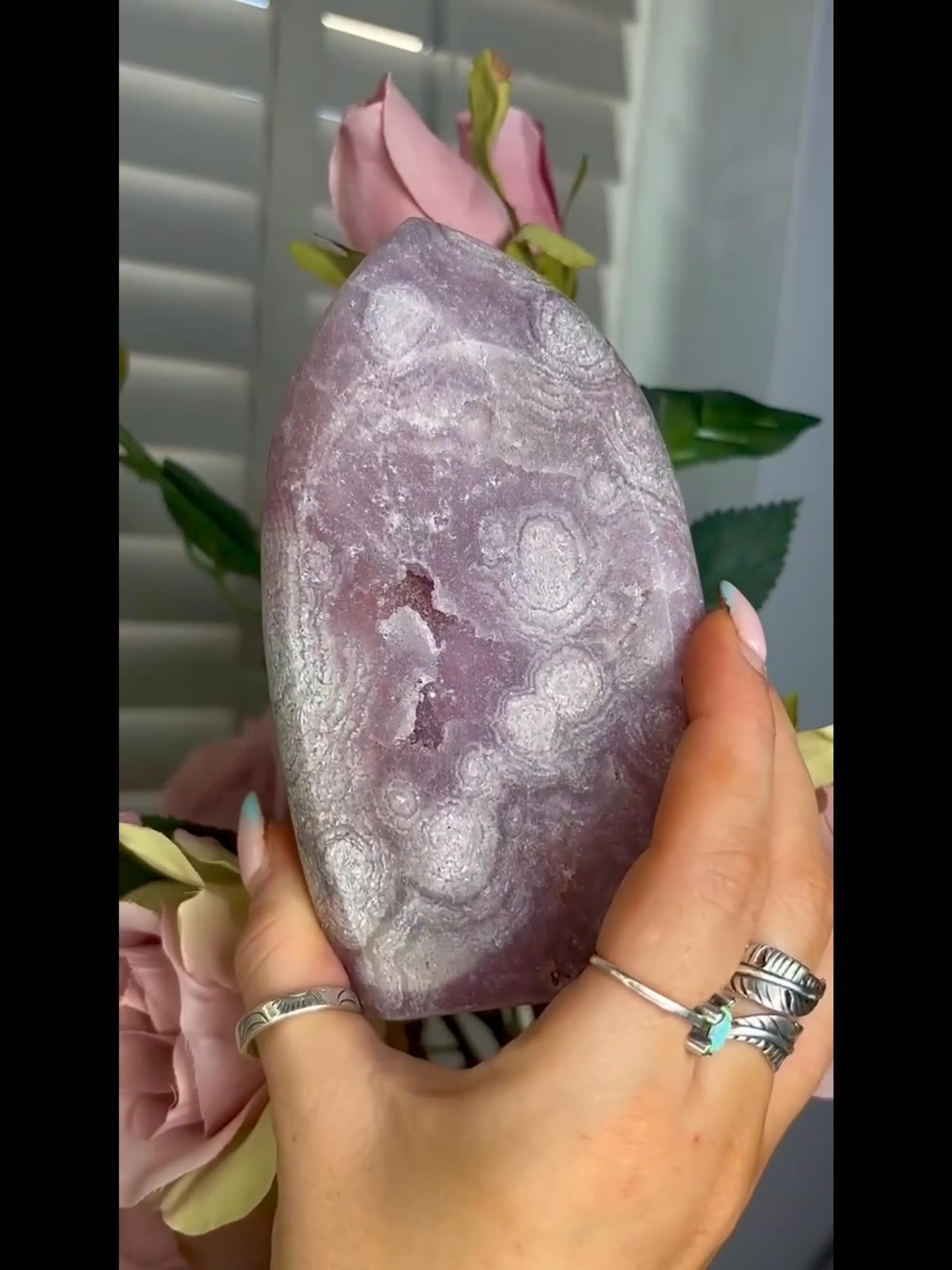 High grade, lilac pink amethyst flame 617g