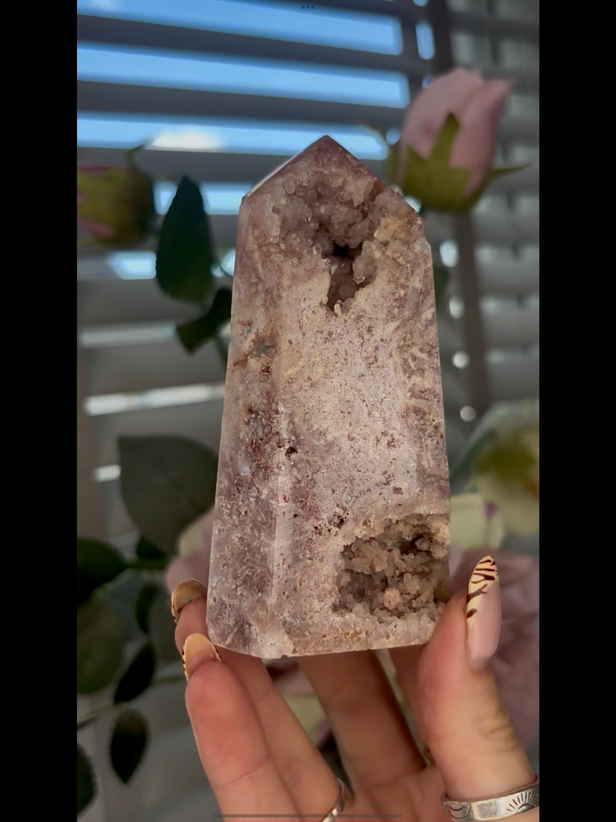 Beautiful, Pink amethyst tower 11.3cm 5.5cm(w) 285g