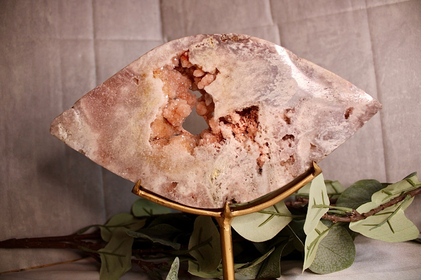 Druzy, pink amethyst eye on stand from brazil