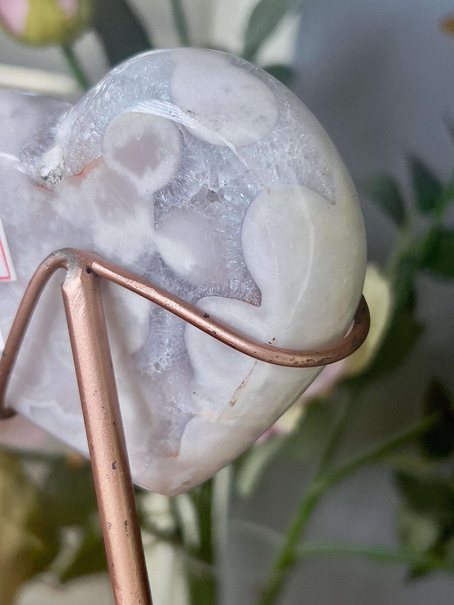 Pink amethyst heart on stand - it is scratched but can be repainted easily (discount already applied)