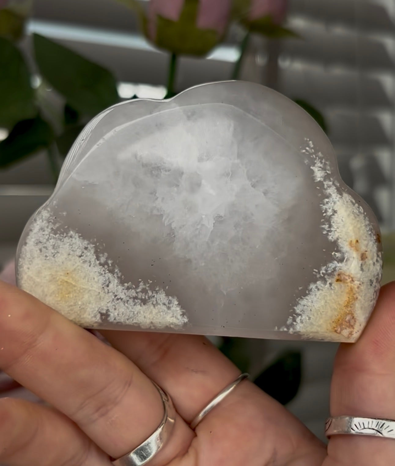 Beautiful, agate cloud with druzy
