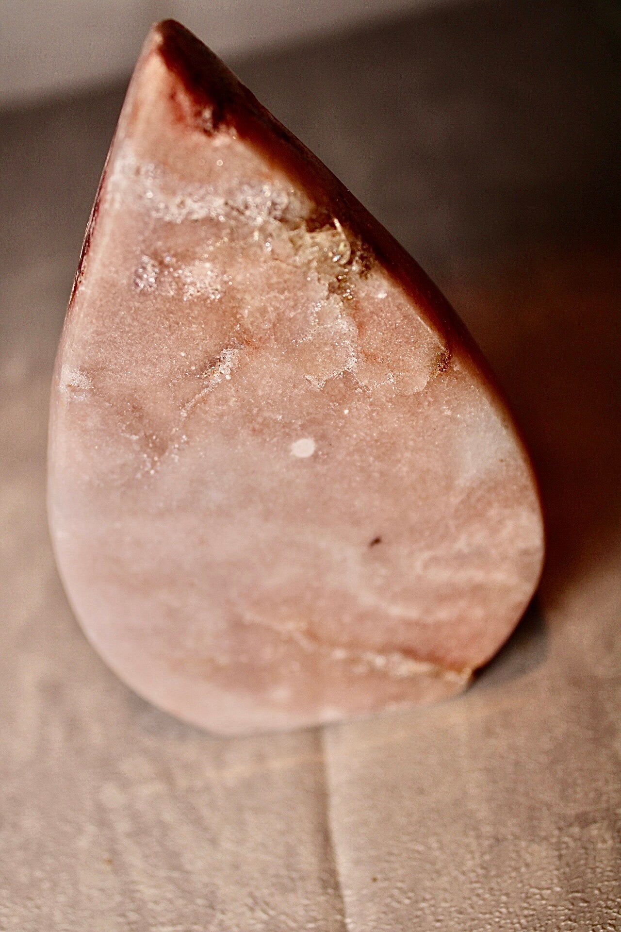 Baby pink amethyst flame from brazil 310g 11.5cm (h) 7.5 (w)