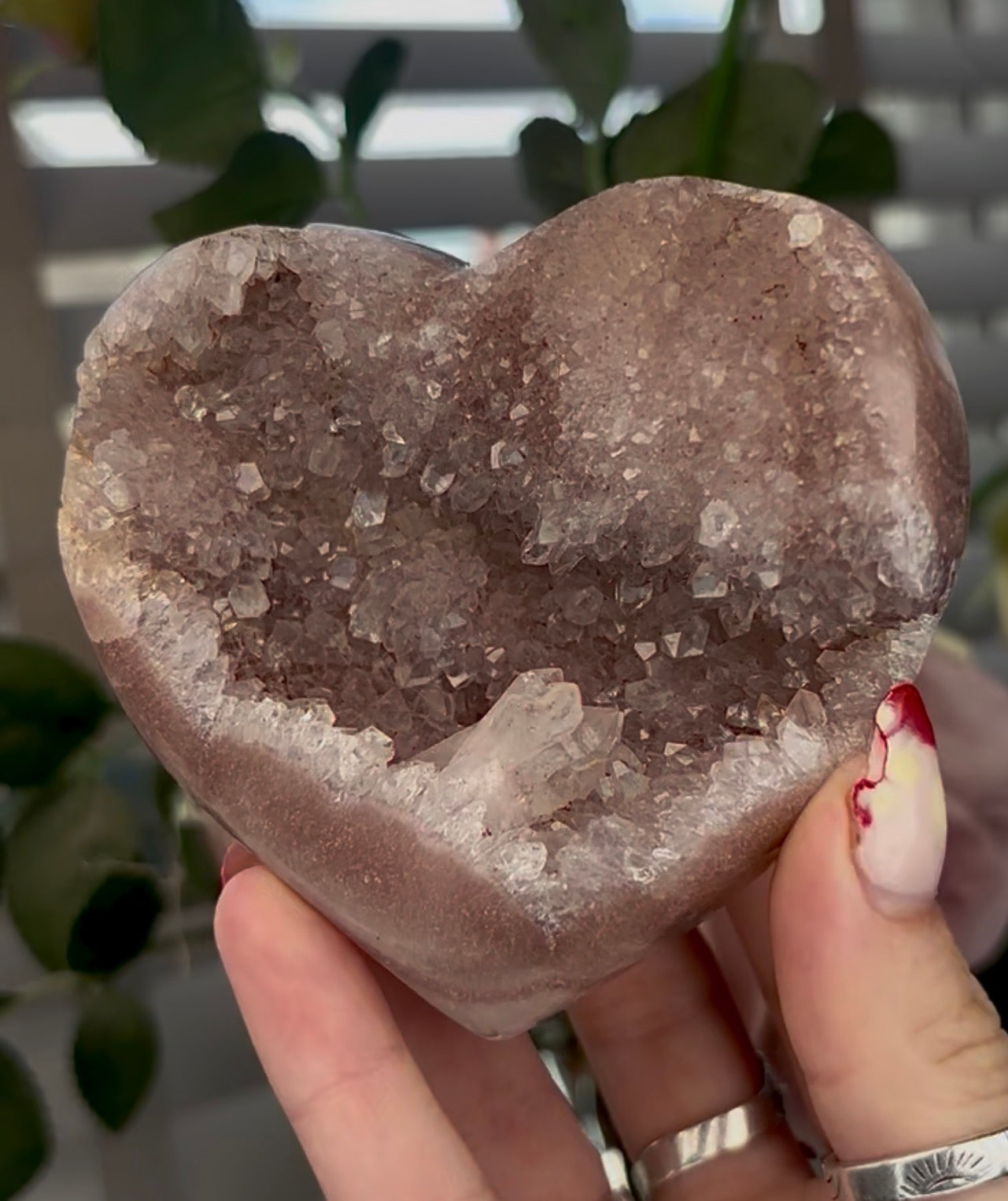 Druzy pink amethyst heart - comes with stand (9.5cm)