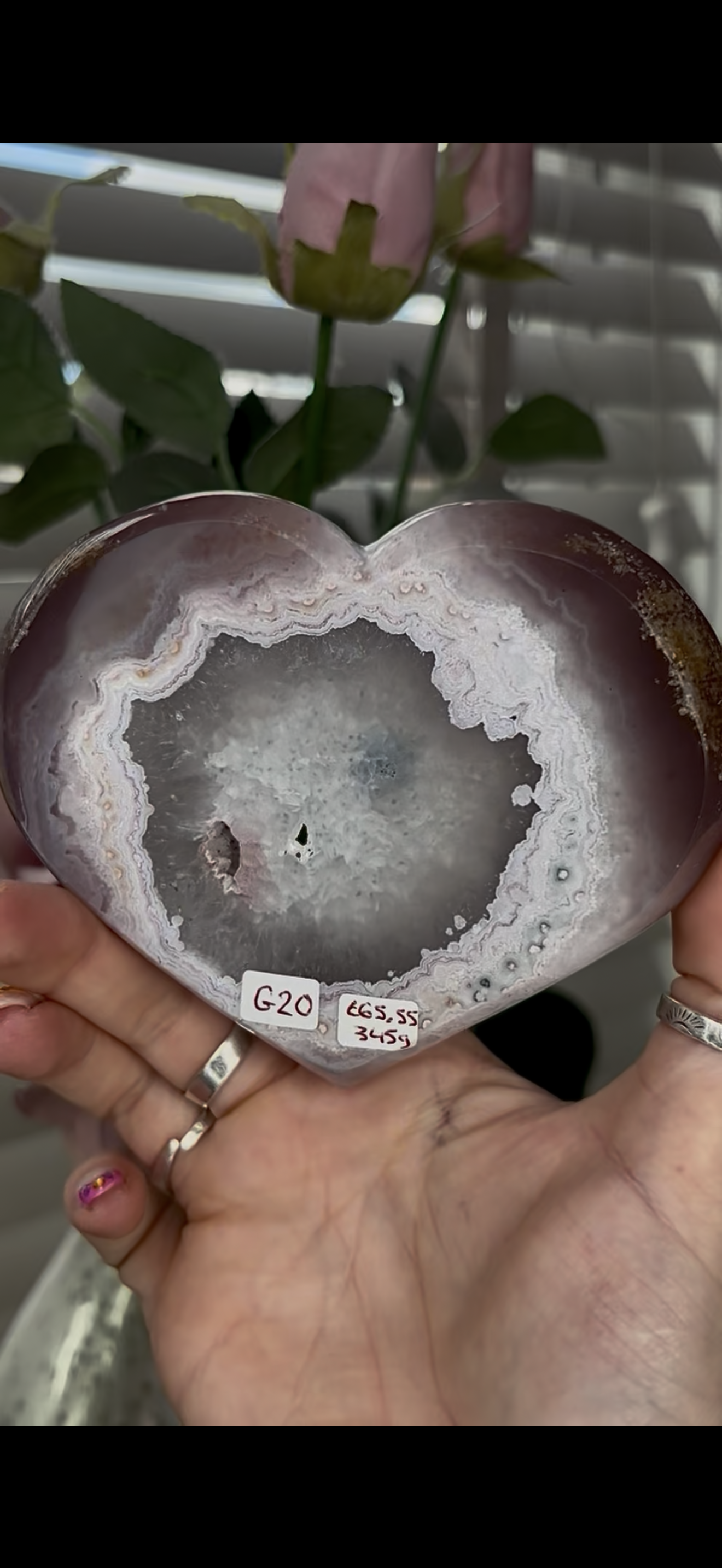 Beautiful, high quality, agate heart with druzy - stand included