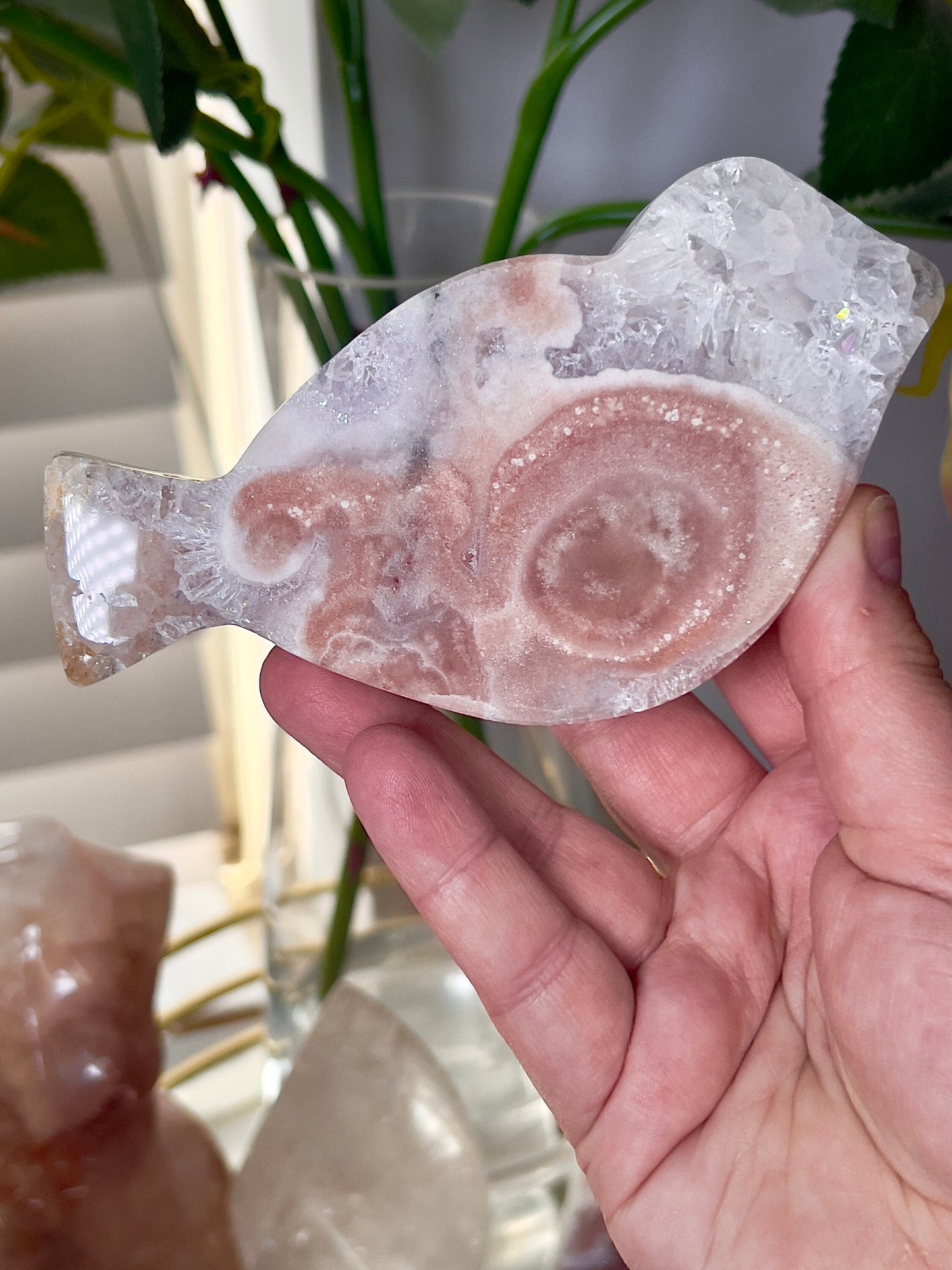 High grade pink amethyst, bird carving with high clarity quartz