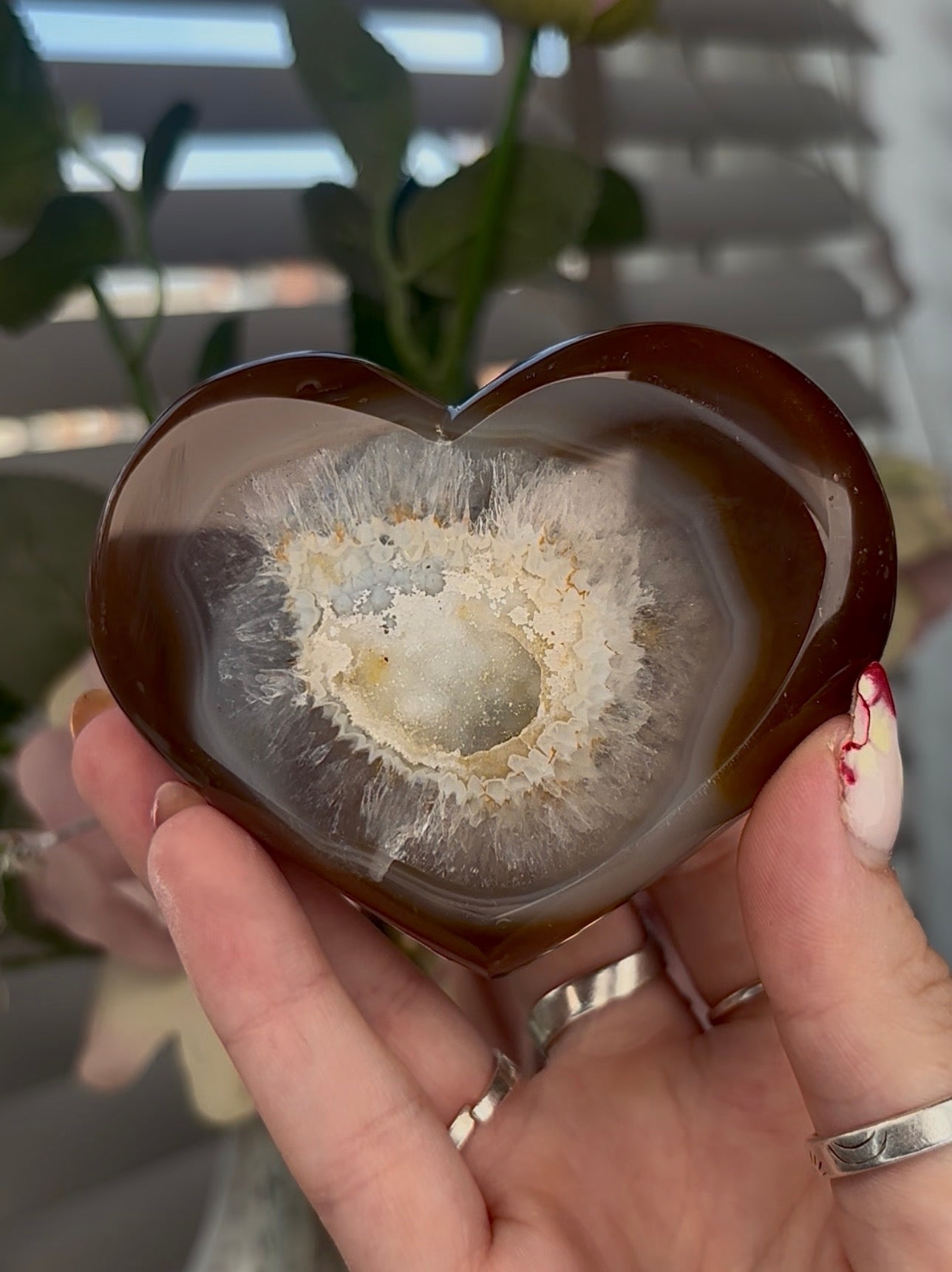 Beautiful, chocolate agate heart with druzy - stand included