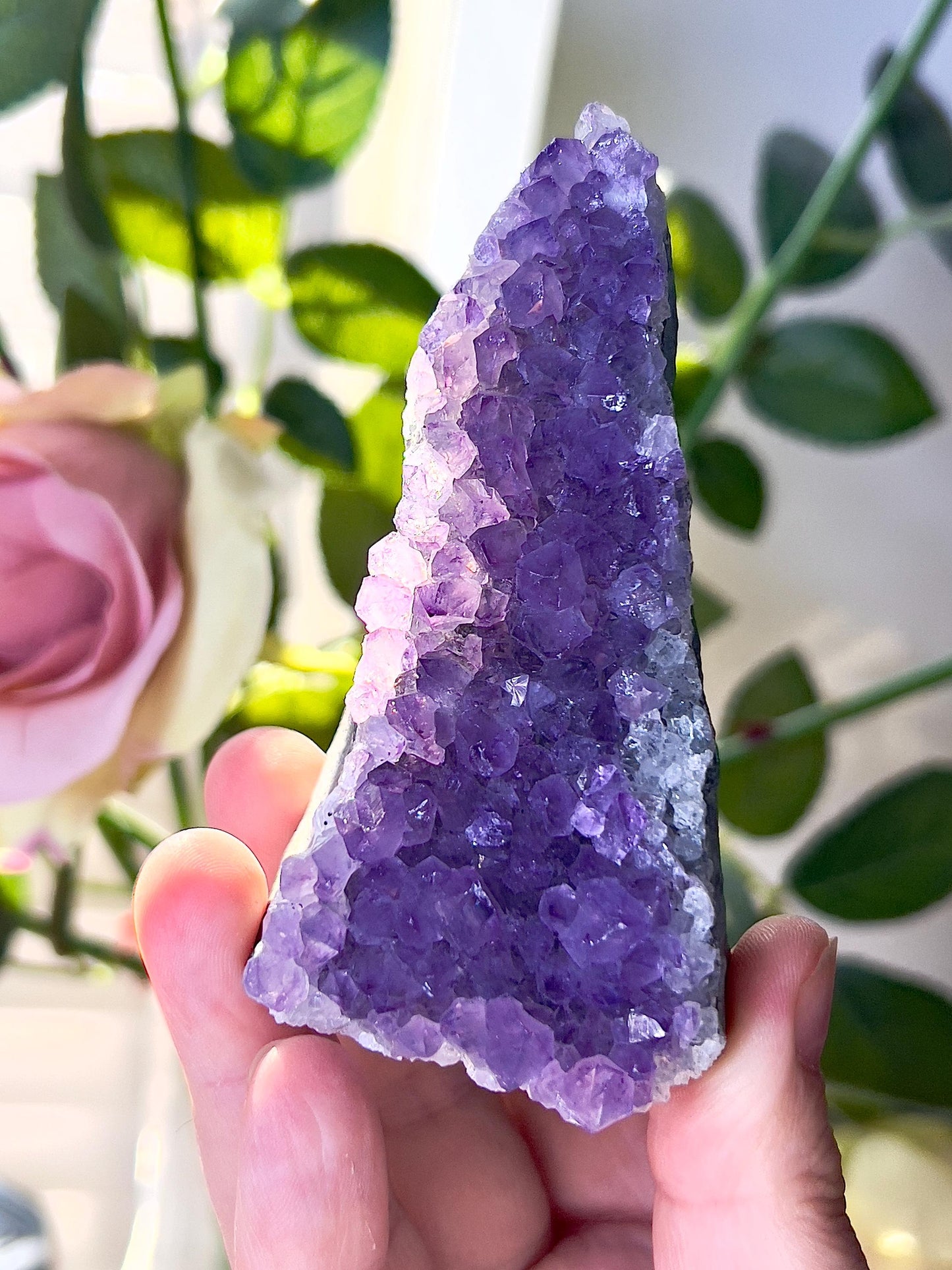 amethyst cutbase freeform 230g 9cm(h) 6cm(w)