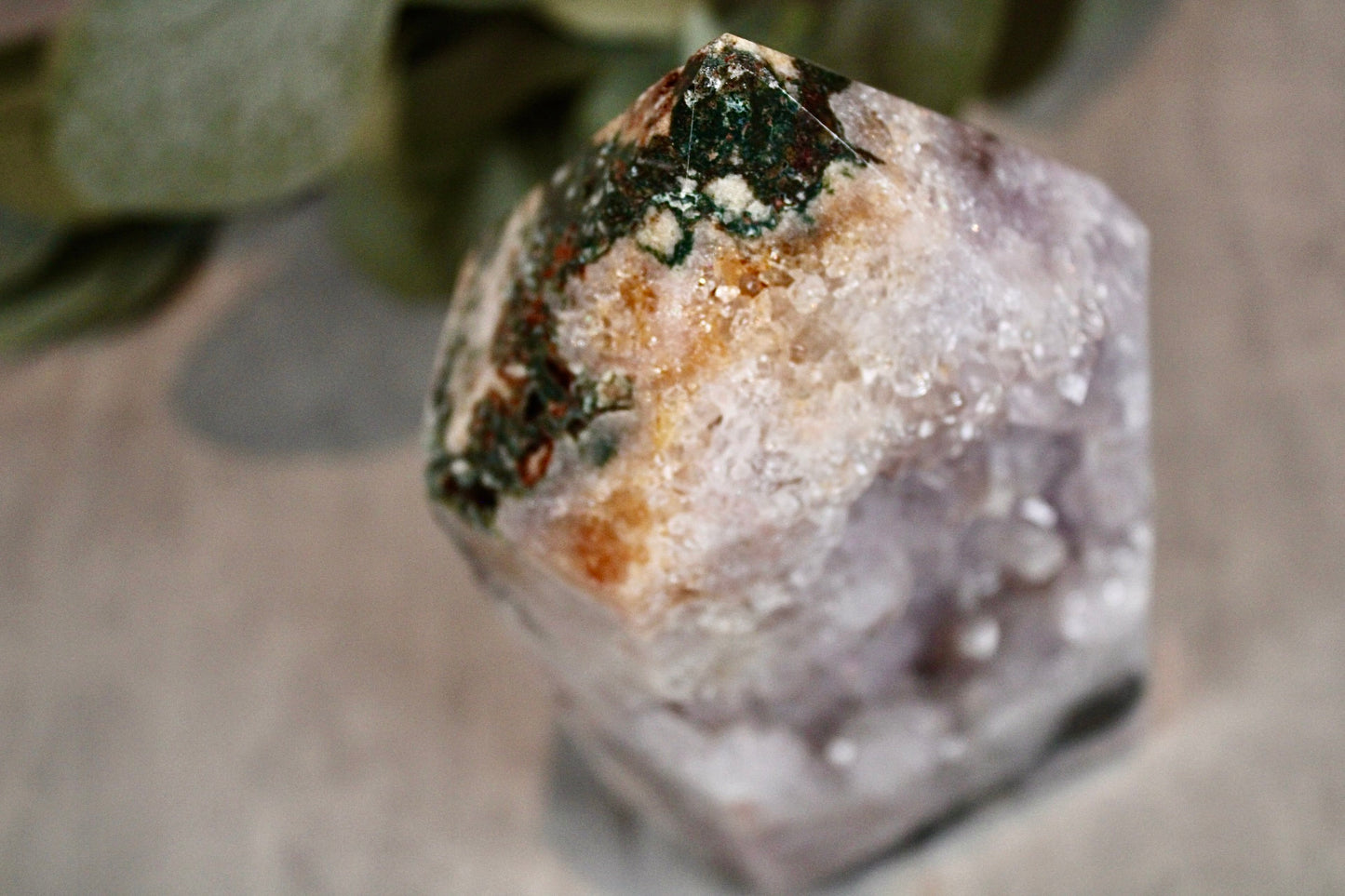 Large pink amethyst tower with green jasper - 955g 14cm (h)